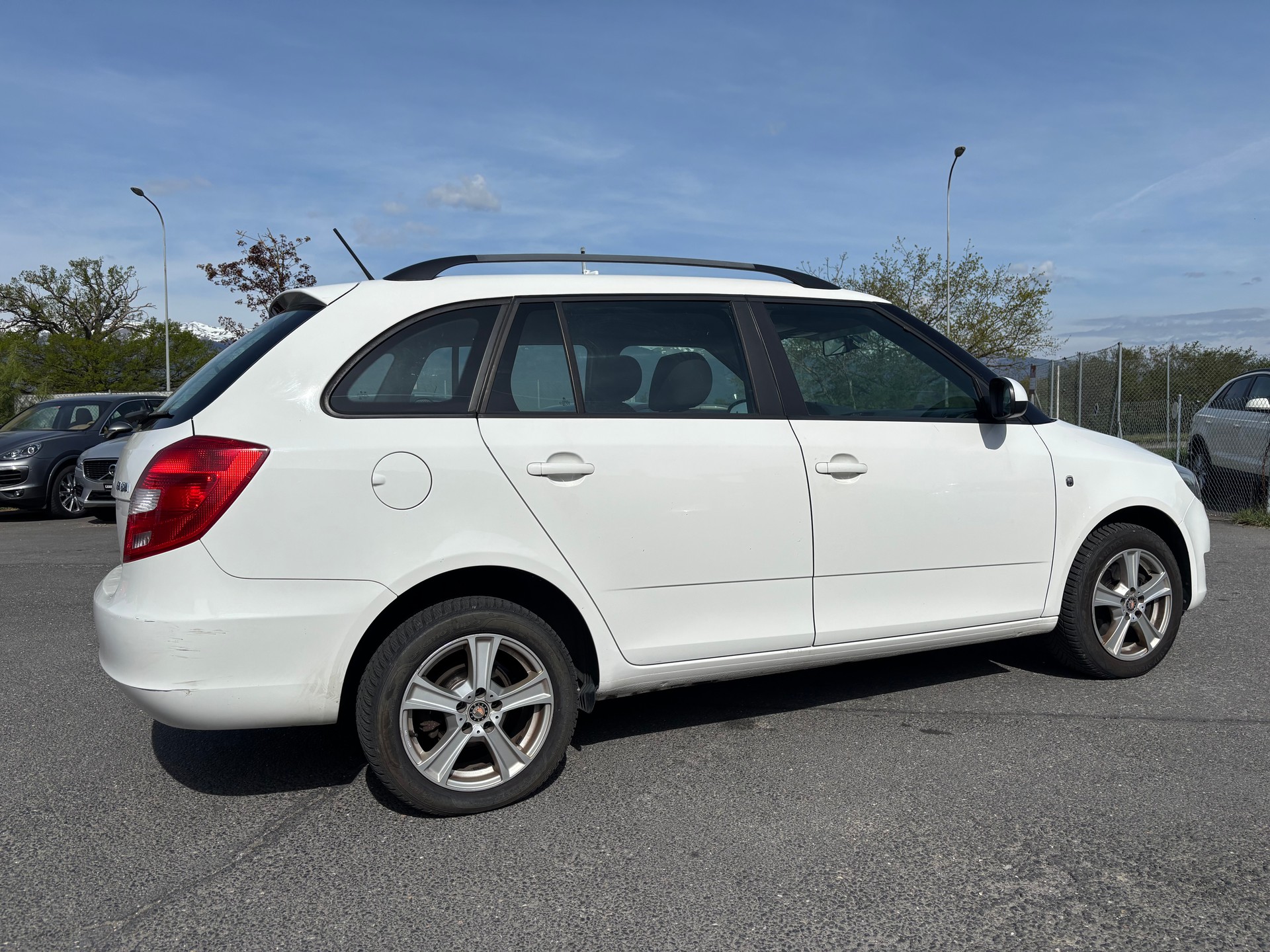 SKODA Fabia 1.2 TSI Ambition Plus DSG-image-3