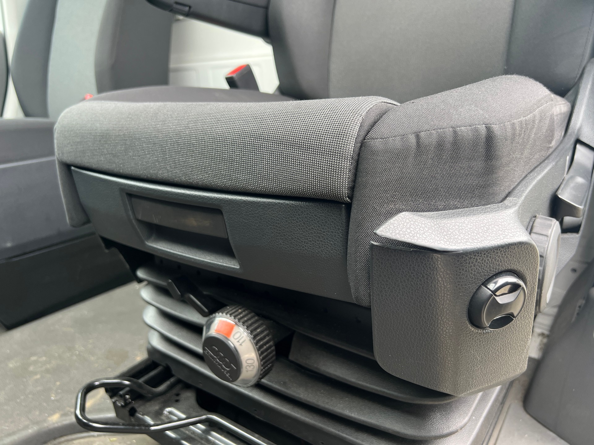 VW Crafter 50 2.0 BiTDI Hebebühne-image-11