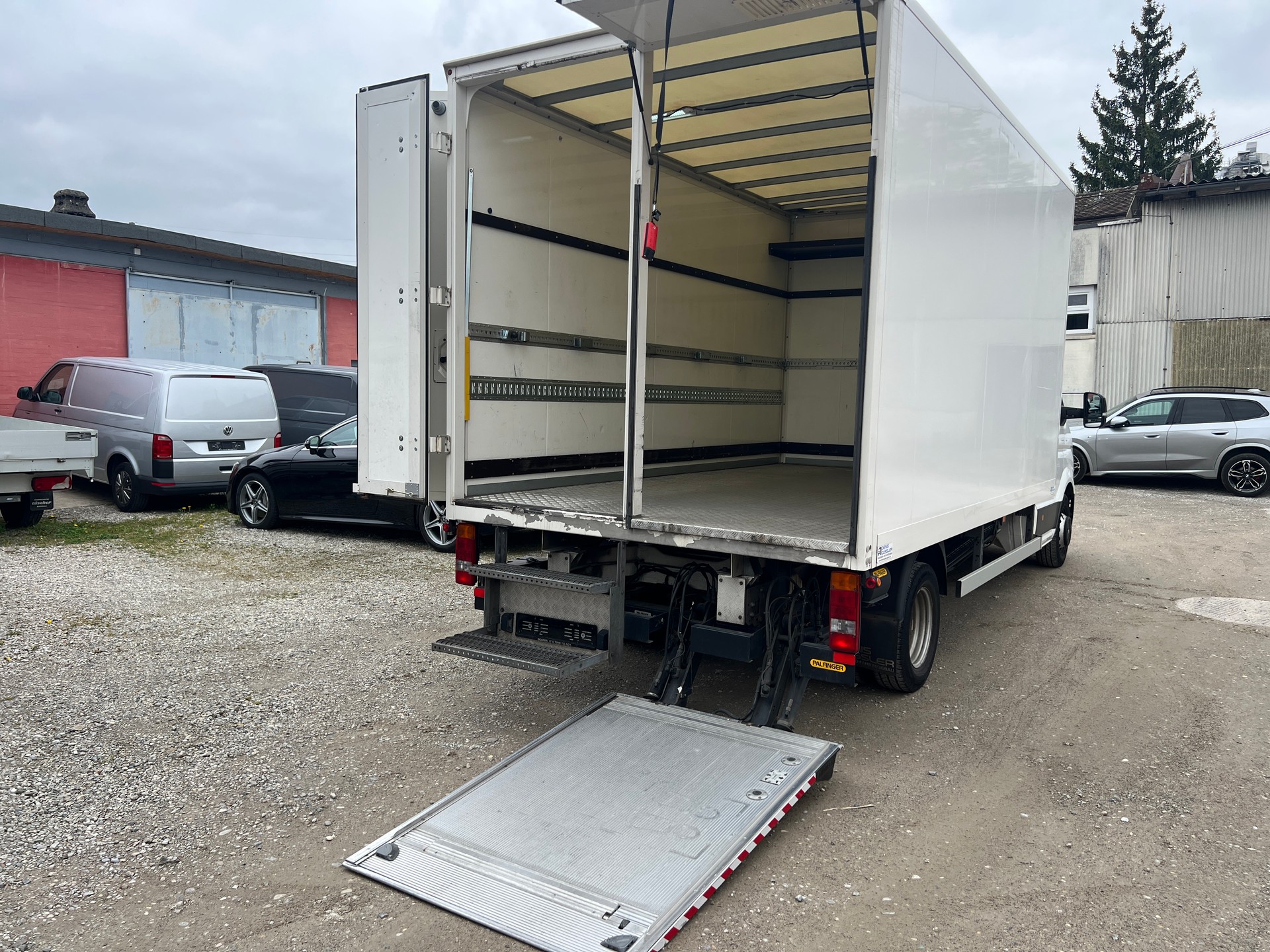 VW Crafter 50 2.0 BiTDI Hebebühne-image-13
