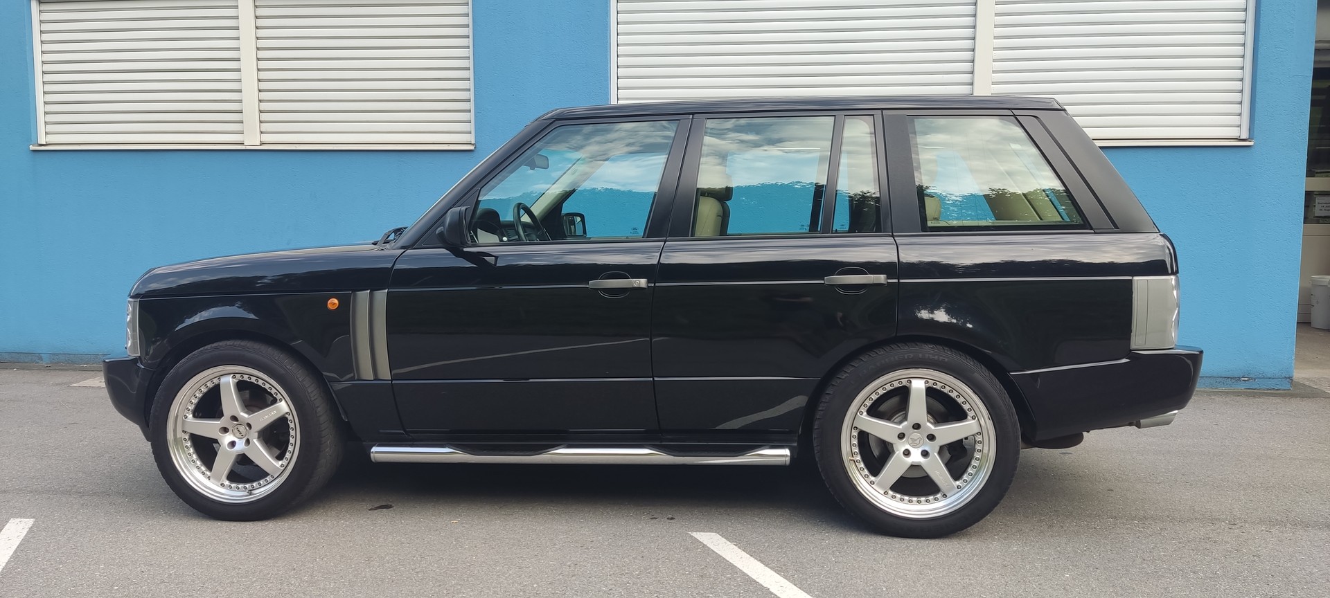LAND ROVER Range Rover 4.4 V8 Vogue Automatic-image-5