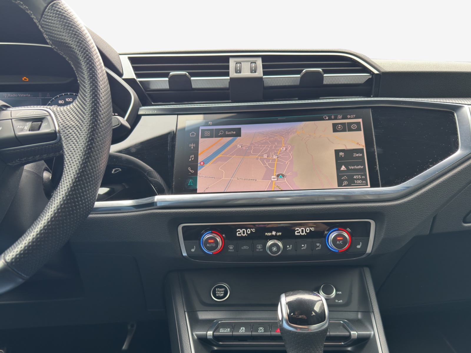 AUDI Q3 Sportback 35 TDI S line Attraction quattro S-tronic-image-10