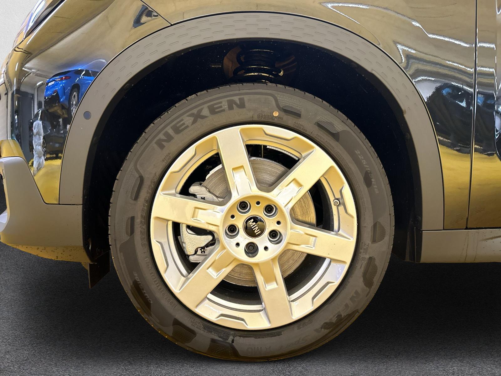 MINI Countryman S ALL4 📍-image-9
