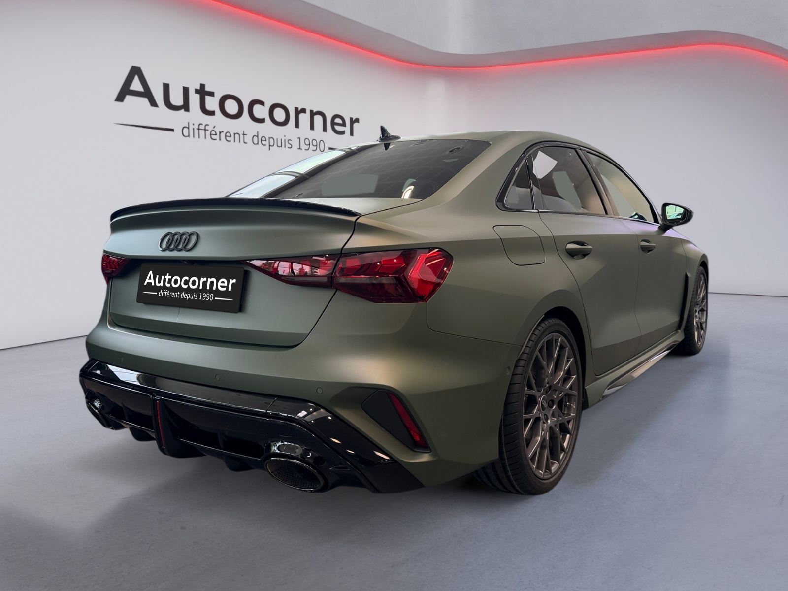 AUDI RS3 Limousine 2.5 TSI quattro S-tronic-image-4