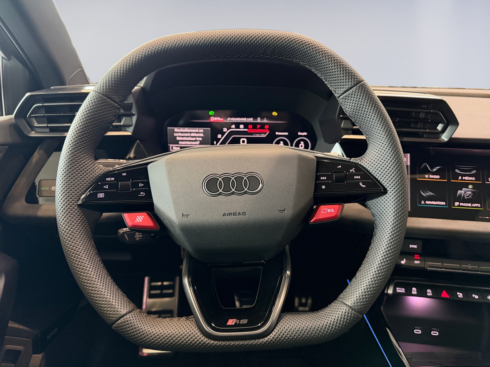 AUDI RS3 Limousine 2.5 TSI quattro S-tronic-image-9