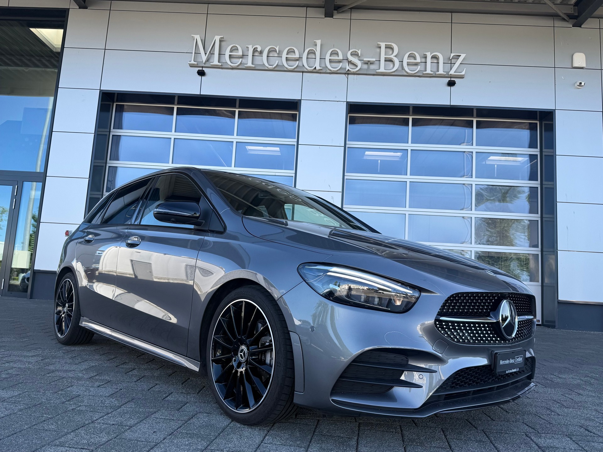 MERCEDES-BENZ B 200 AMG Line 7G-DCT