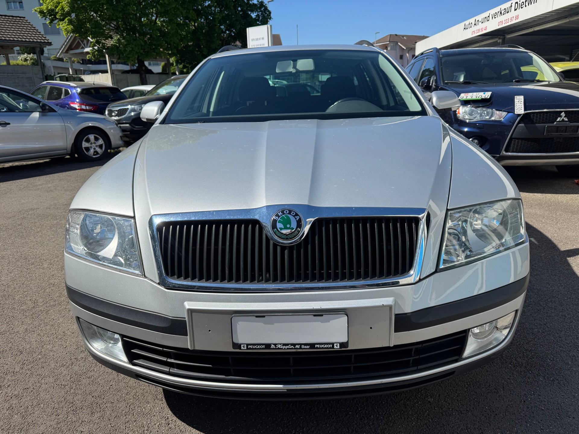 SKODA Octavia 2.0 TDI Ambiente-image-0