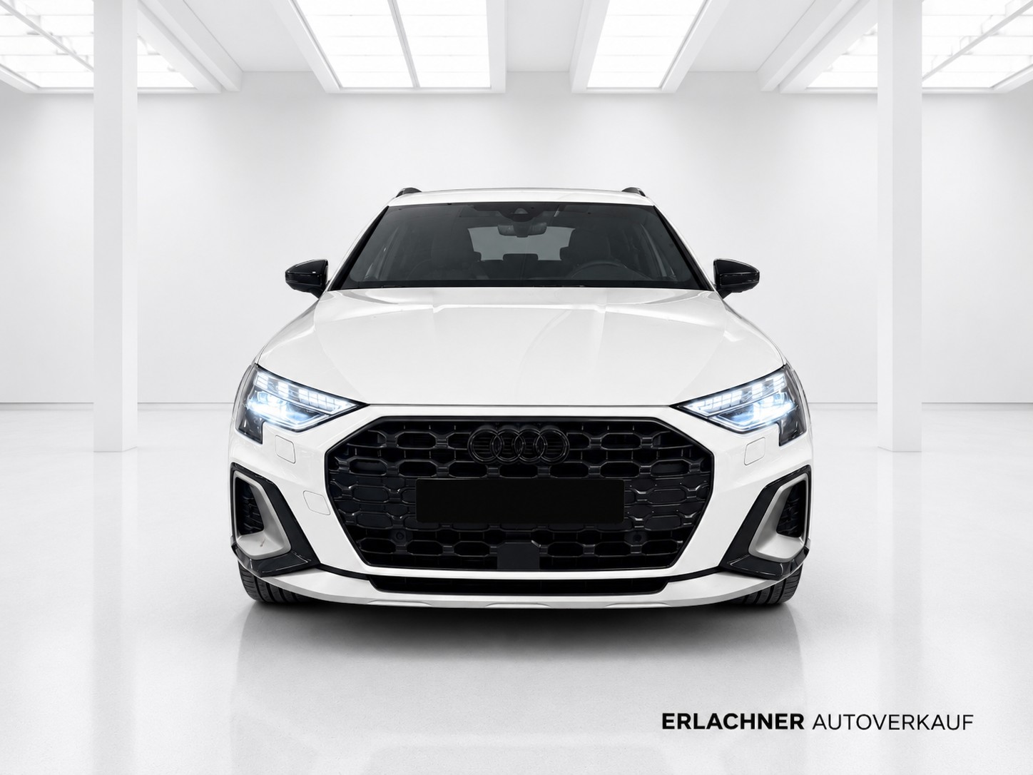 AUDI A3 allstreet 35 TFSI Attraction S-tronic-image-1