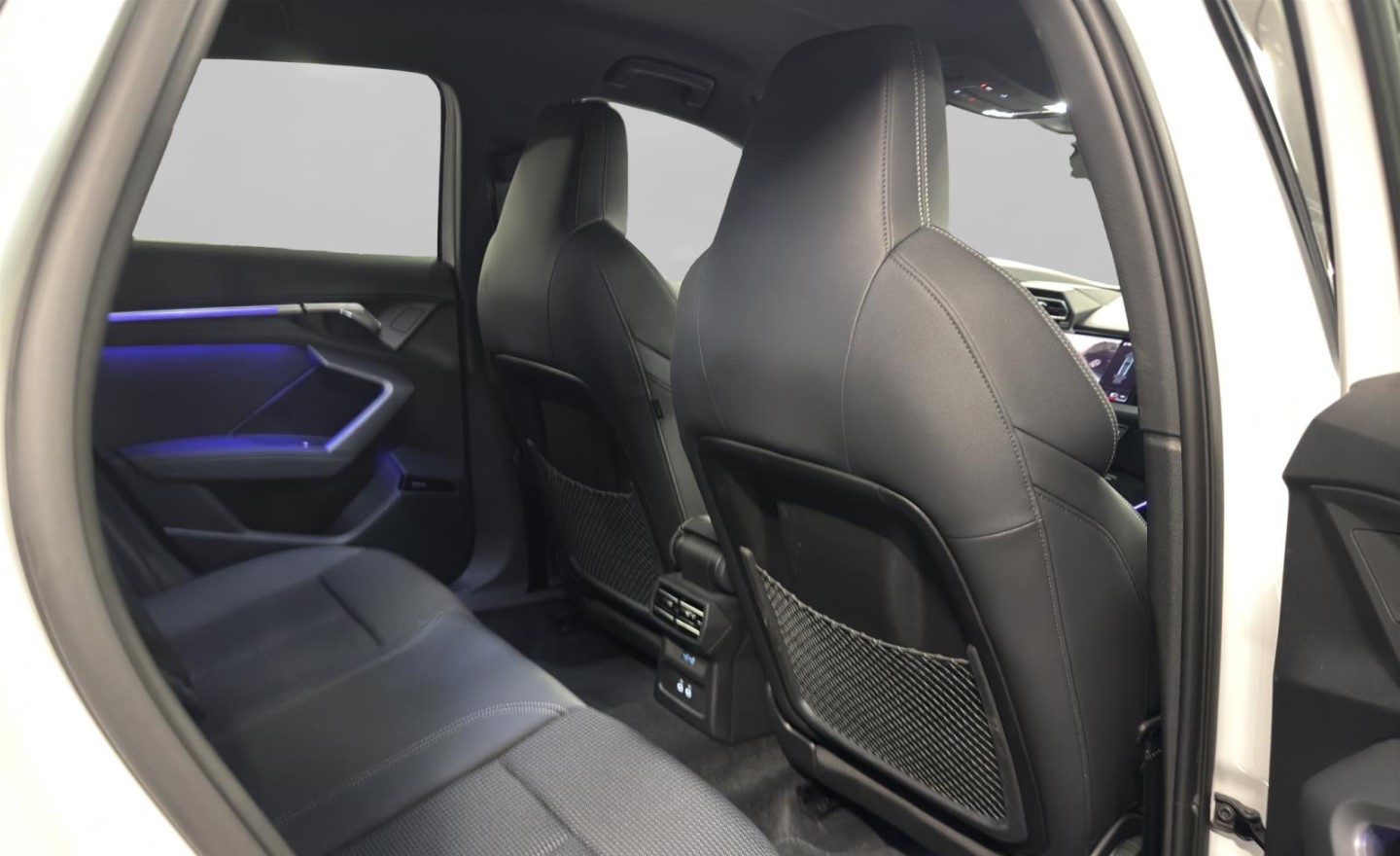 AUDI A3 allstreet 35 TFSI Attraction S-tronic-image-15