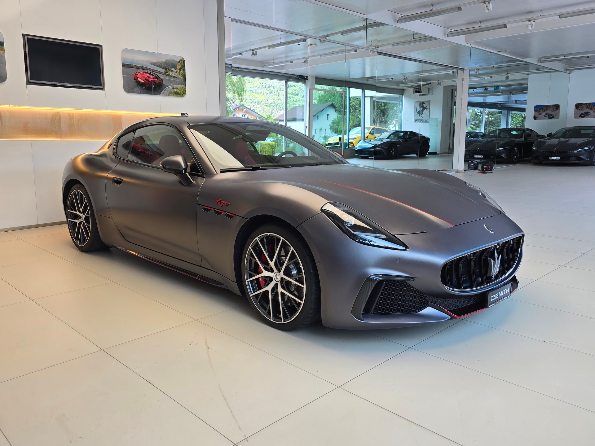 MASERATI GranTurismo Trofeo Automatica-image-2