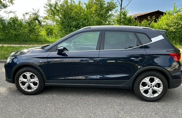 SEAT Arona 1.5 TSI Hola FR DSG-image-0