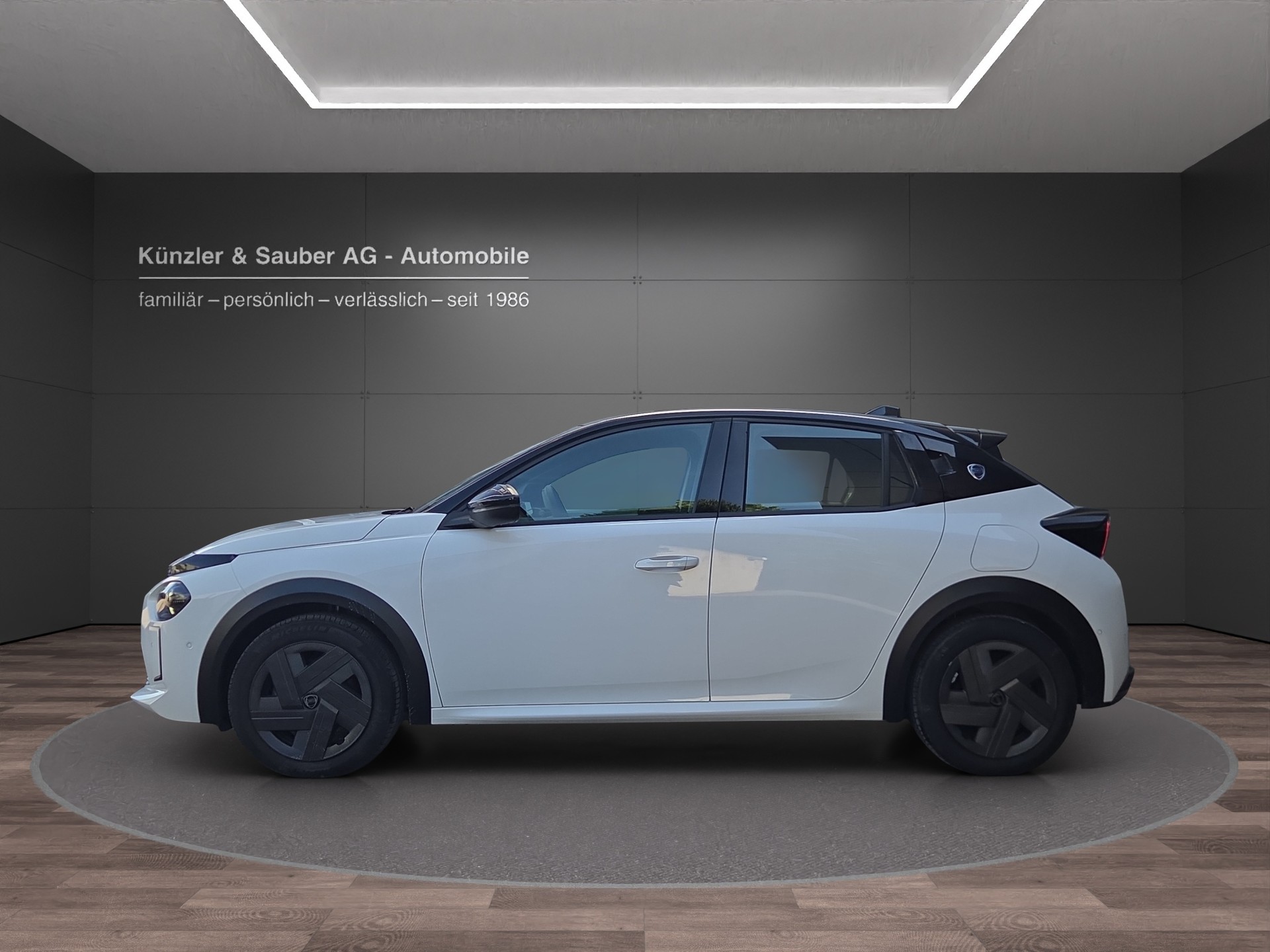LANCIA Ypsilon Elektro 156-showroom-element-2