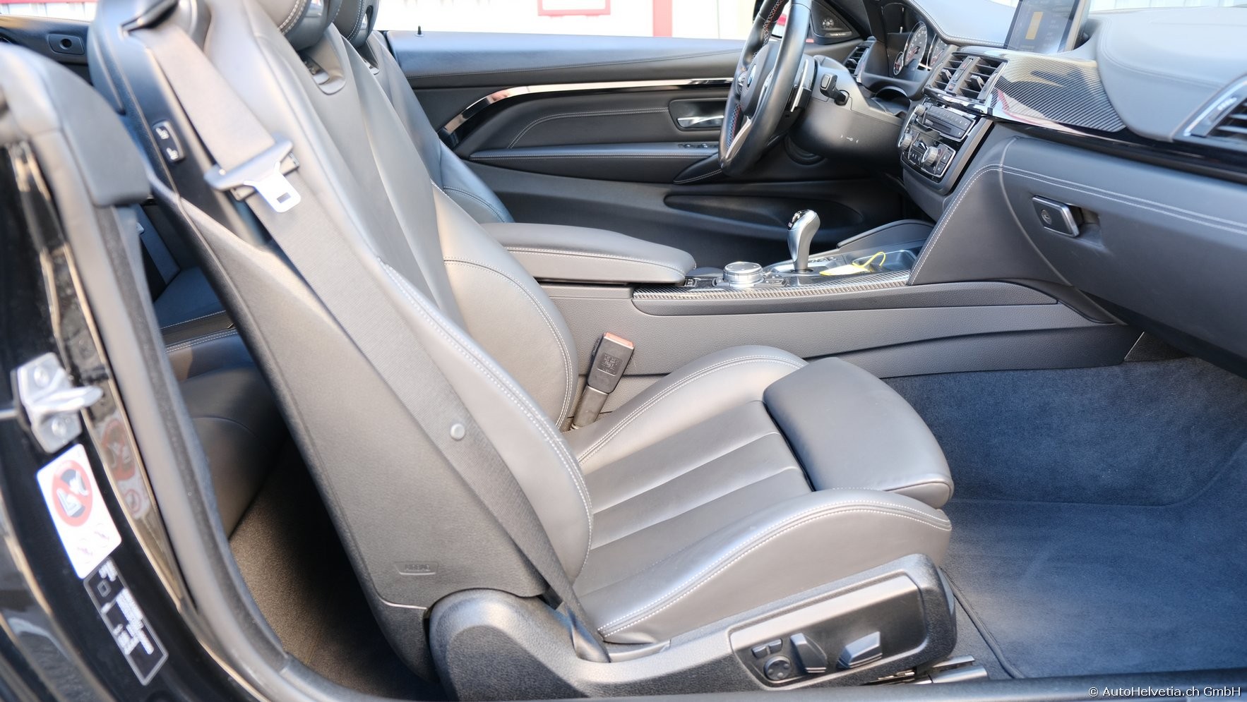 BMW M4 Cabriolet DKG-image-10