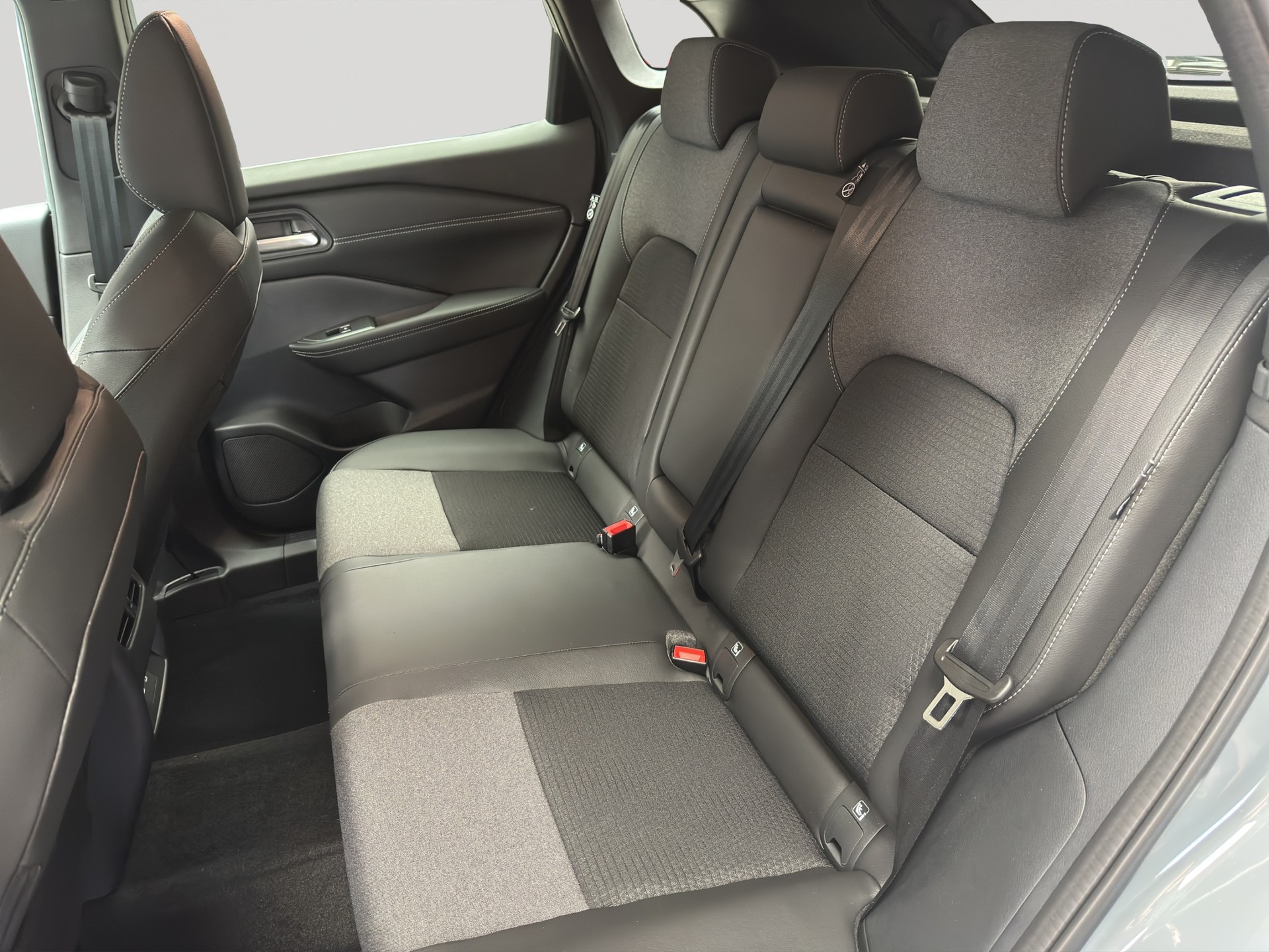 NISSAN Qashqai 1.3 DIG-T MHEV N-Connecta Xtronic-image-7
