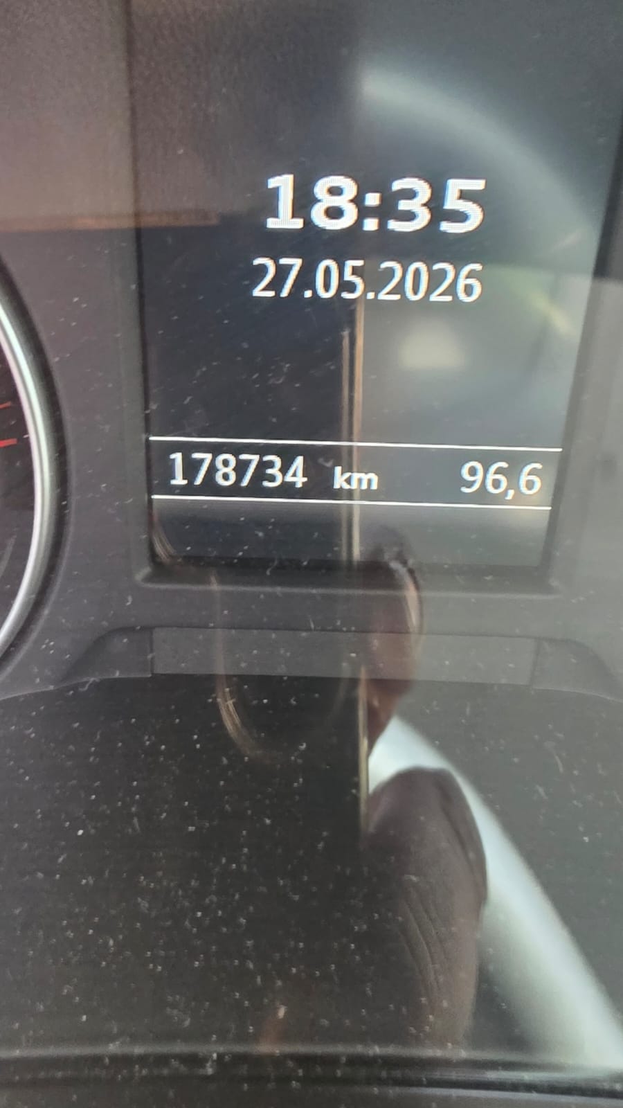 AUDI Q2 30 TFSI S-tronic-image-8