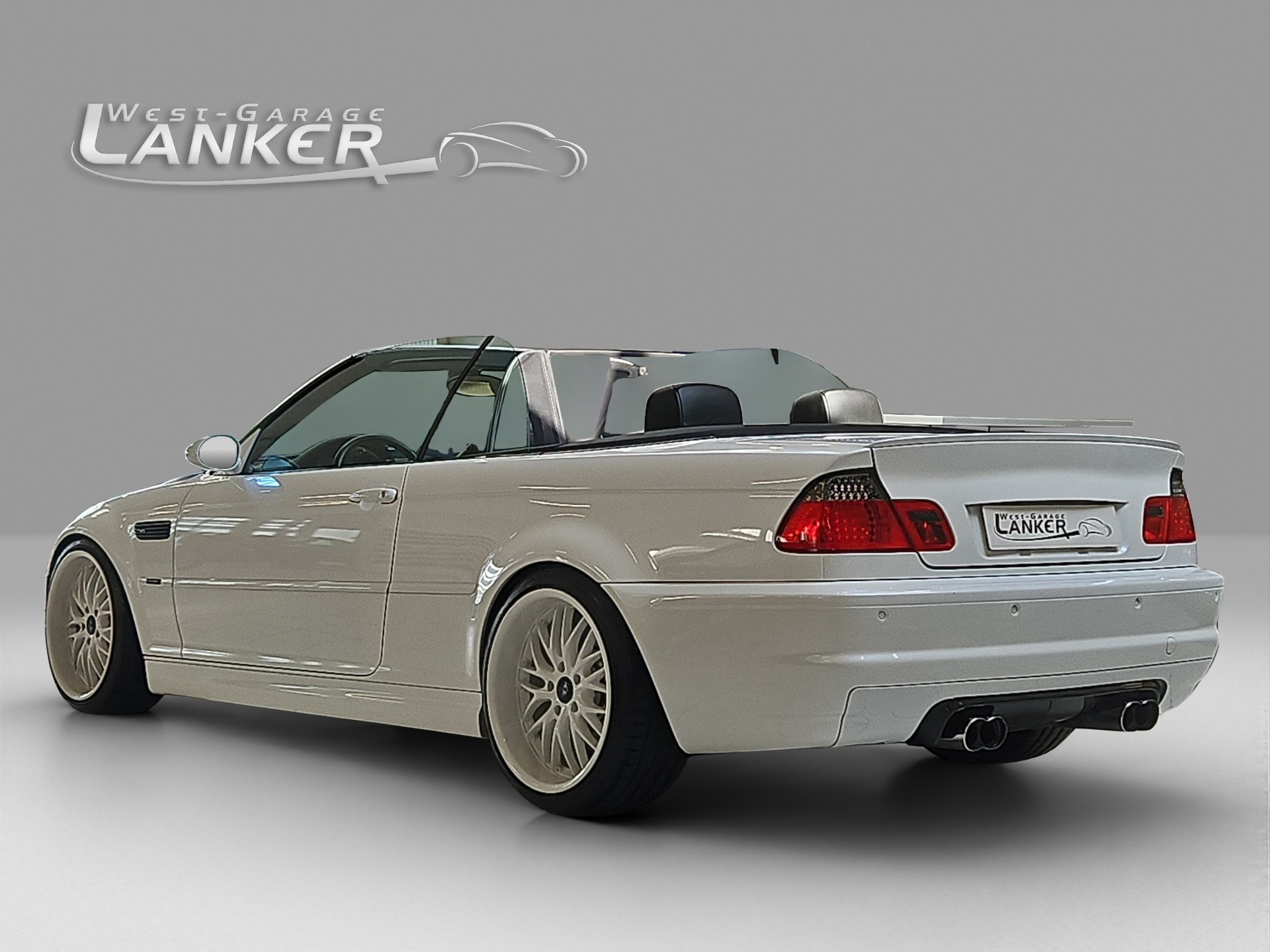 BMW M3 Cabriolet-showroom-element-3