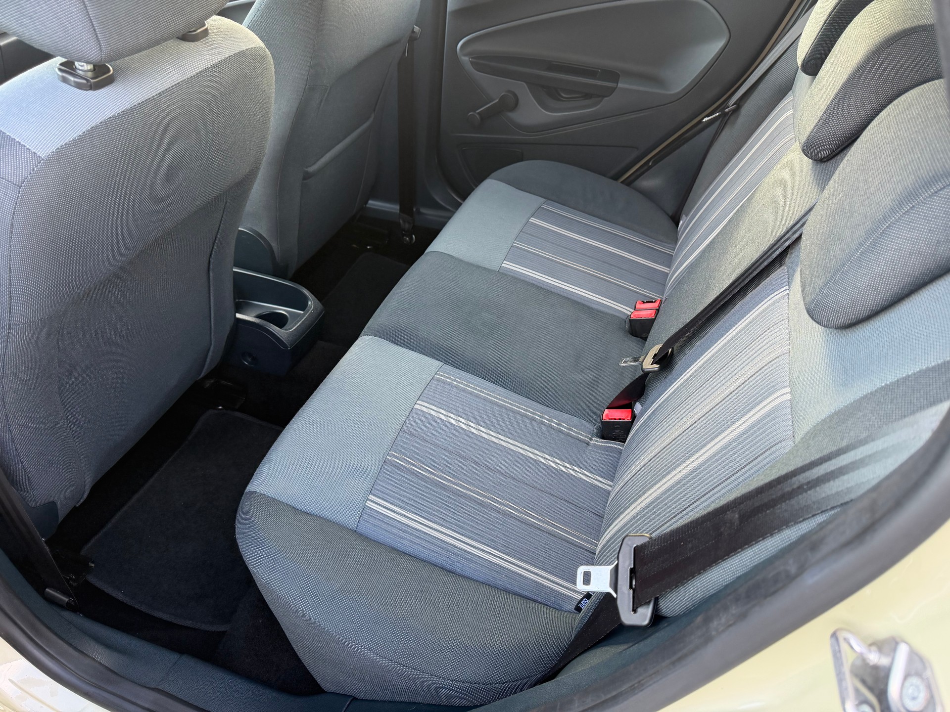 FORD Fiesta 1.25 16V Trend-image-8