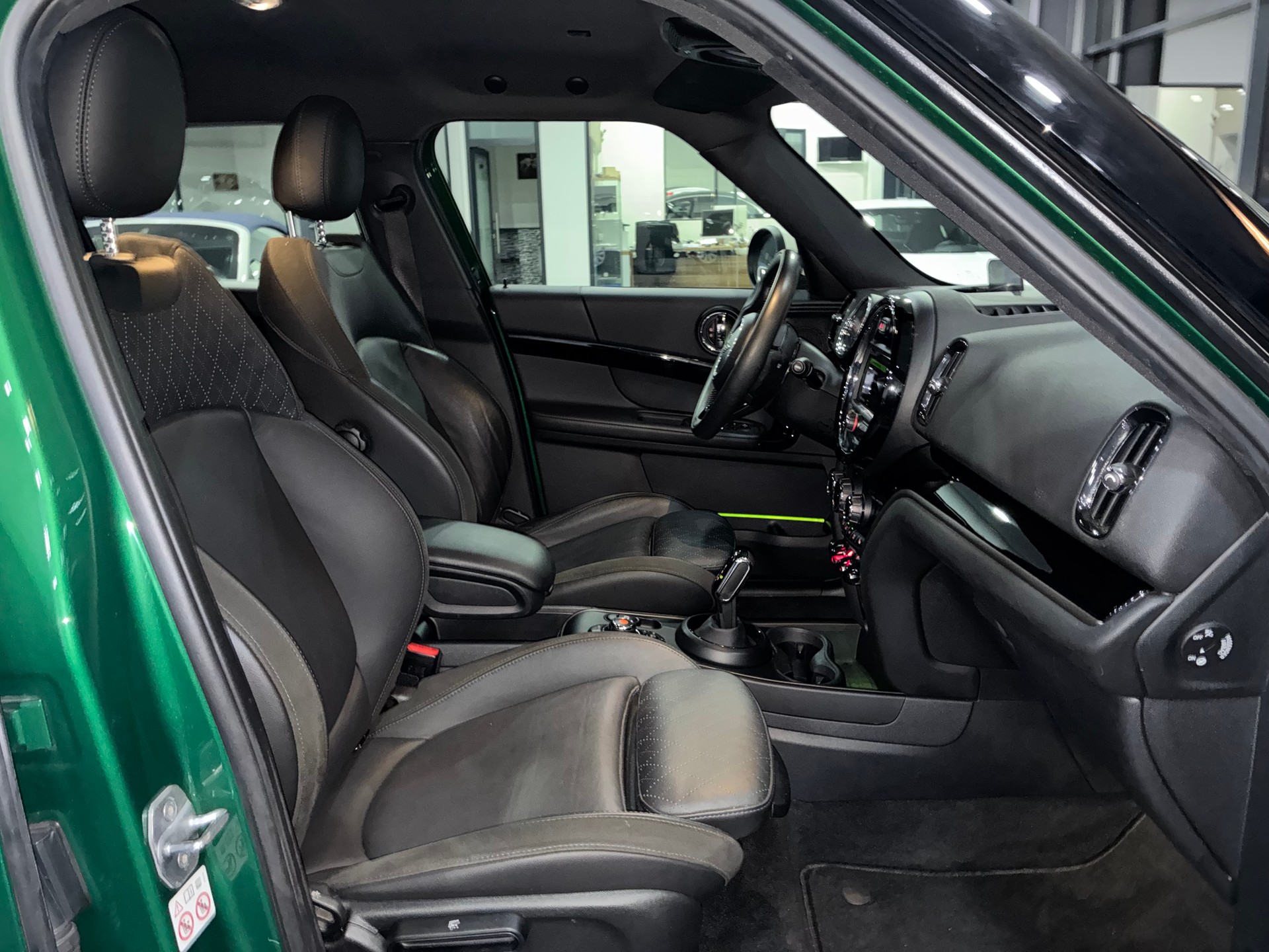 MINI Countryman Cooper ALL4 Steptronic-image-11