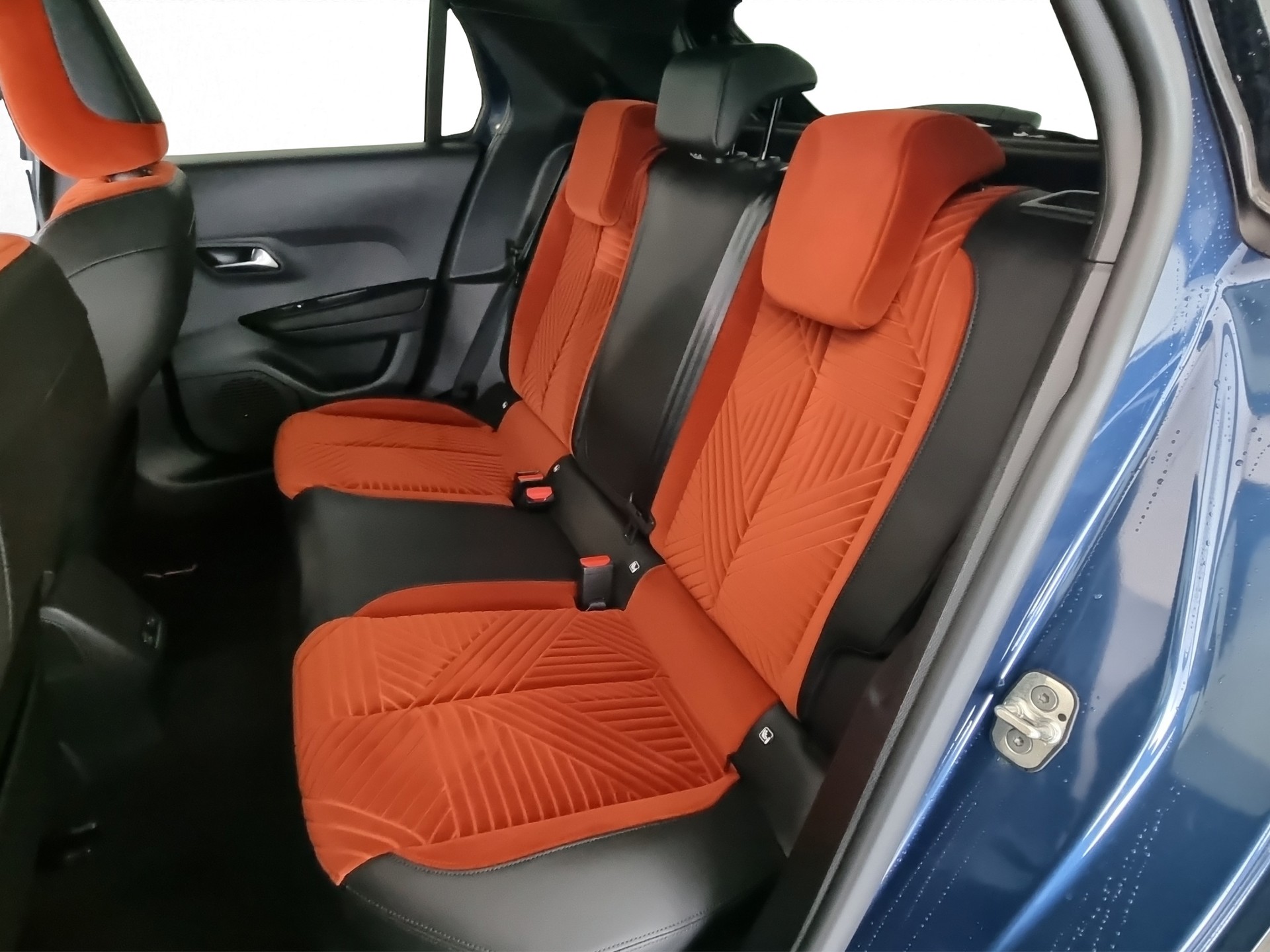 LANCIA Ypsilon Elektro 156 LX-image-6