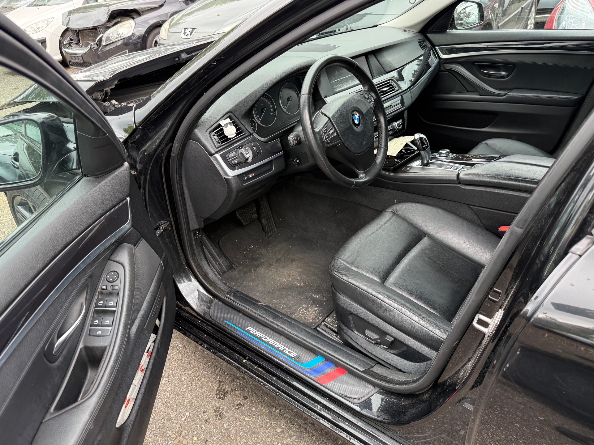 BMW 535i Touring Steptronic-image-11