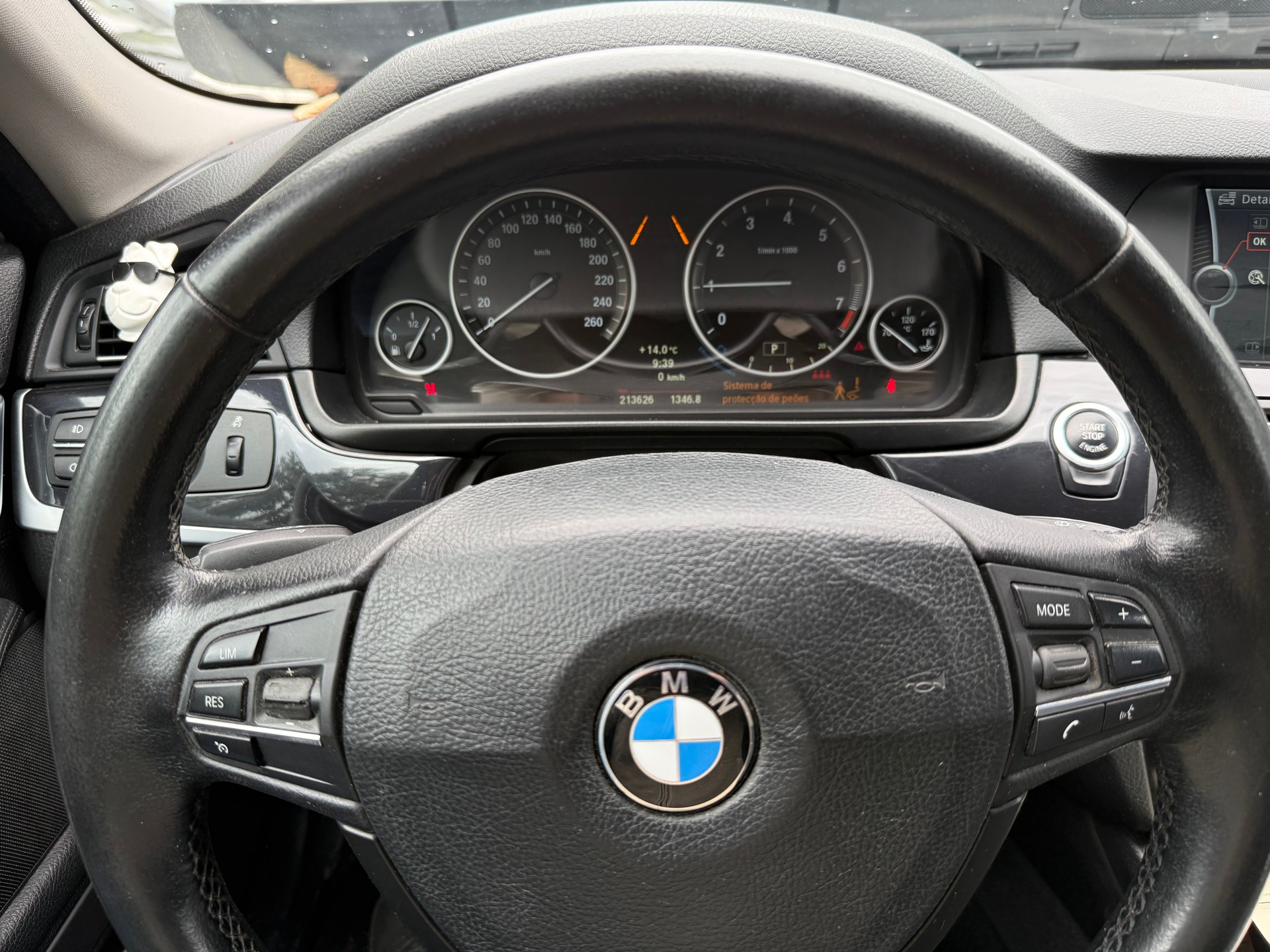 BMW 535i Touring Steptronic-image-12