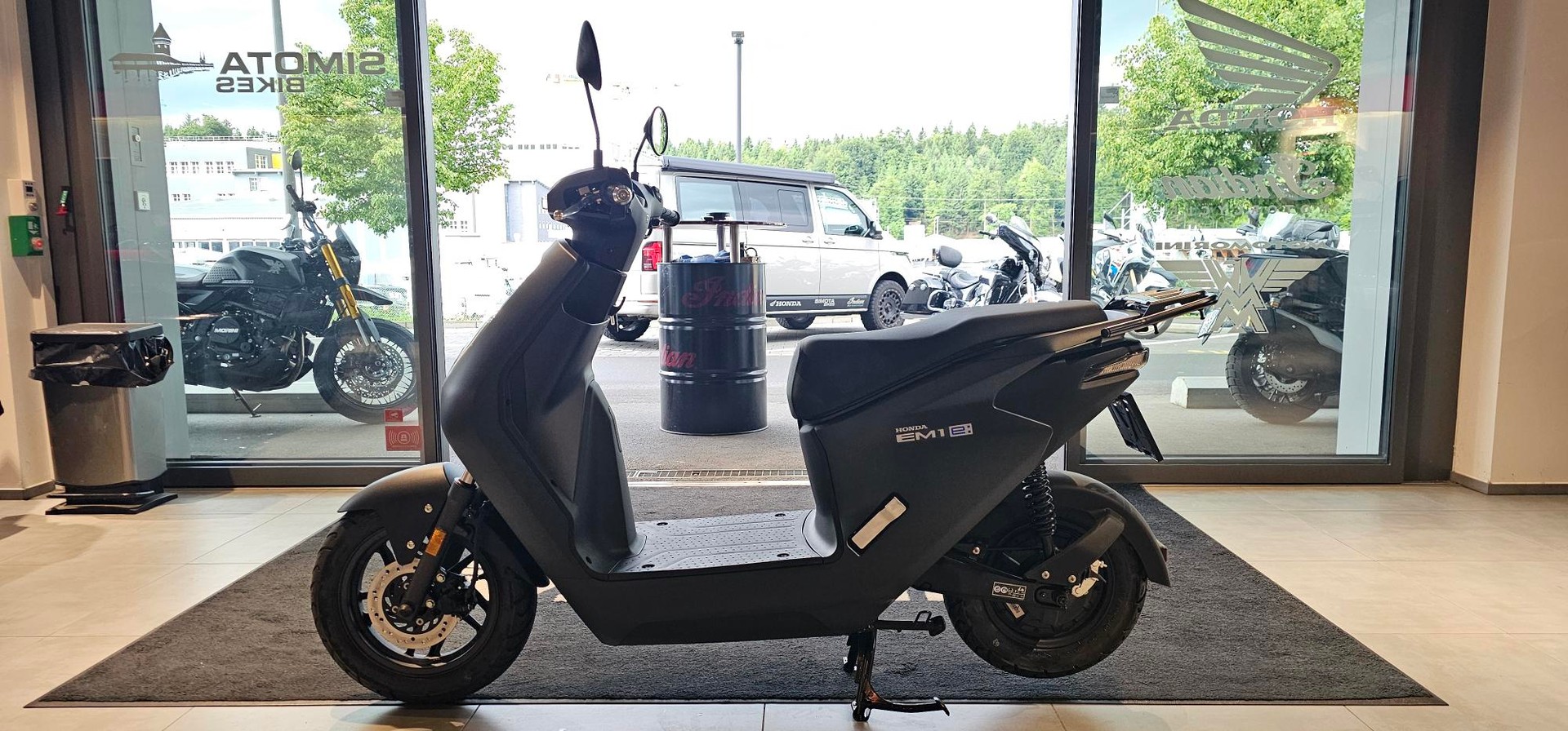 HONDA EM1-E-showroom-element-1
