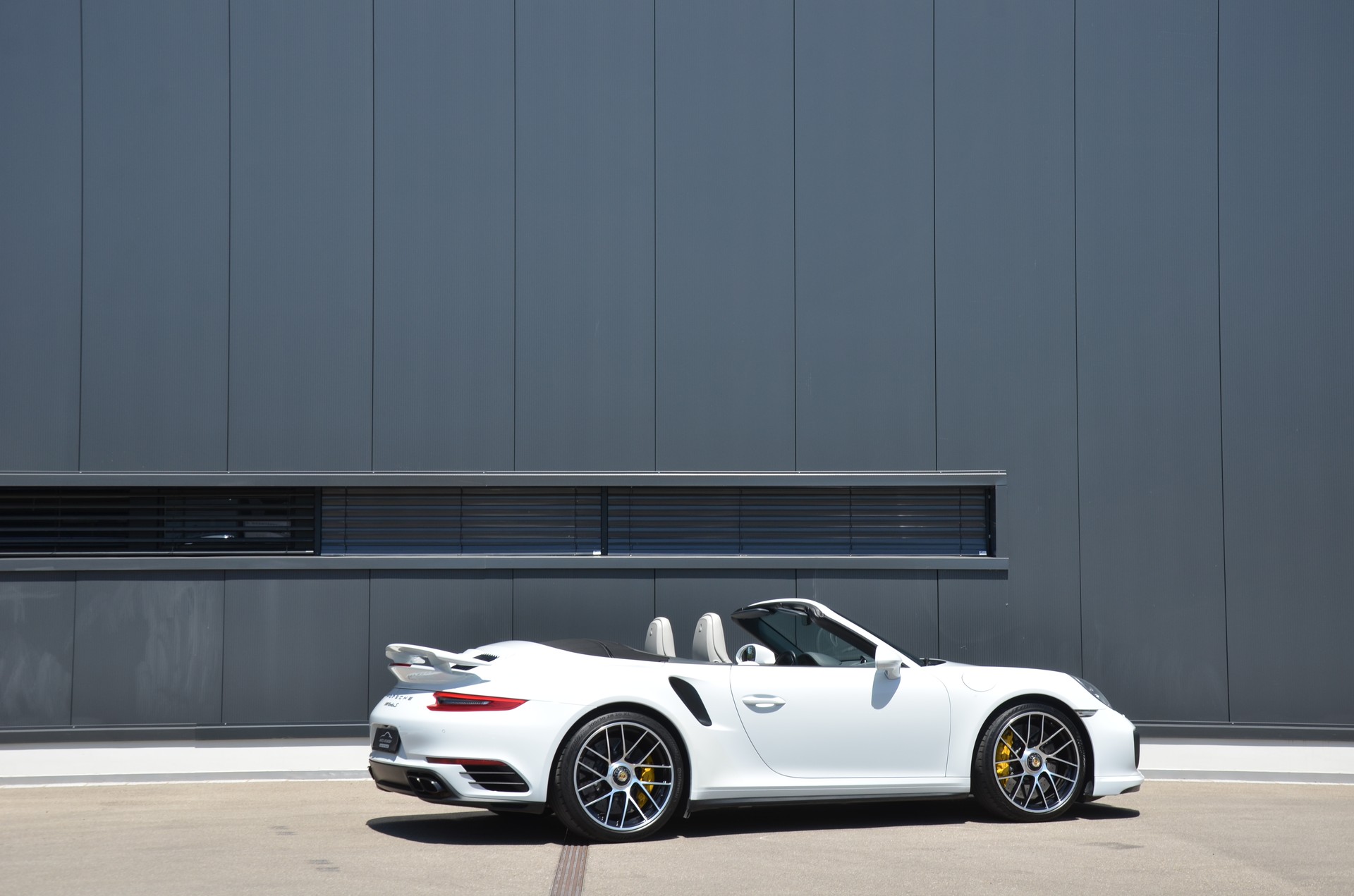 PORSCHE 991.2 Turbo S Cabrio PDK-image-5
