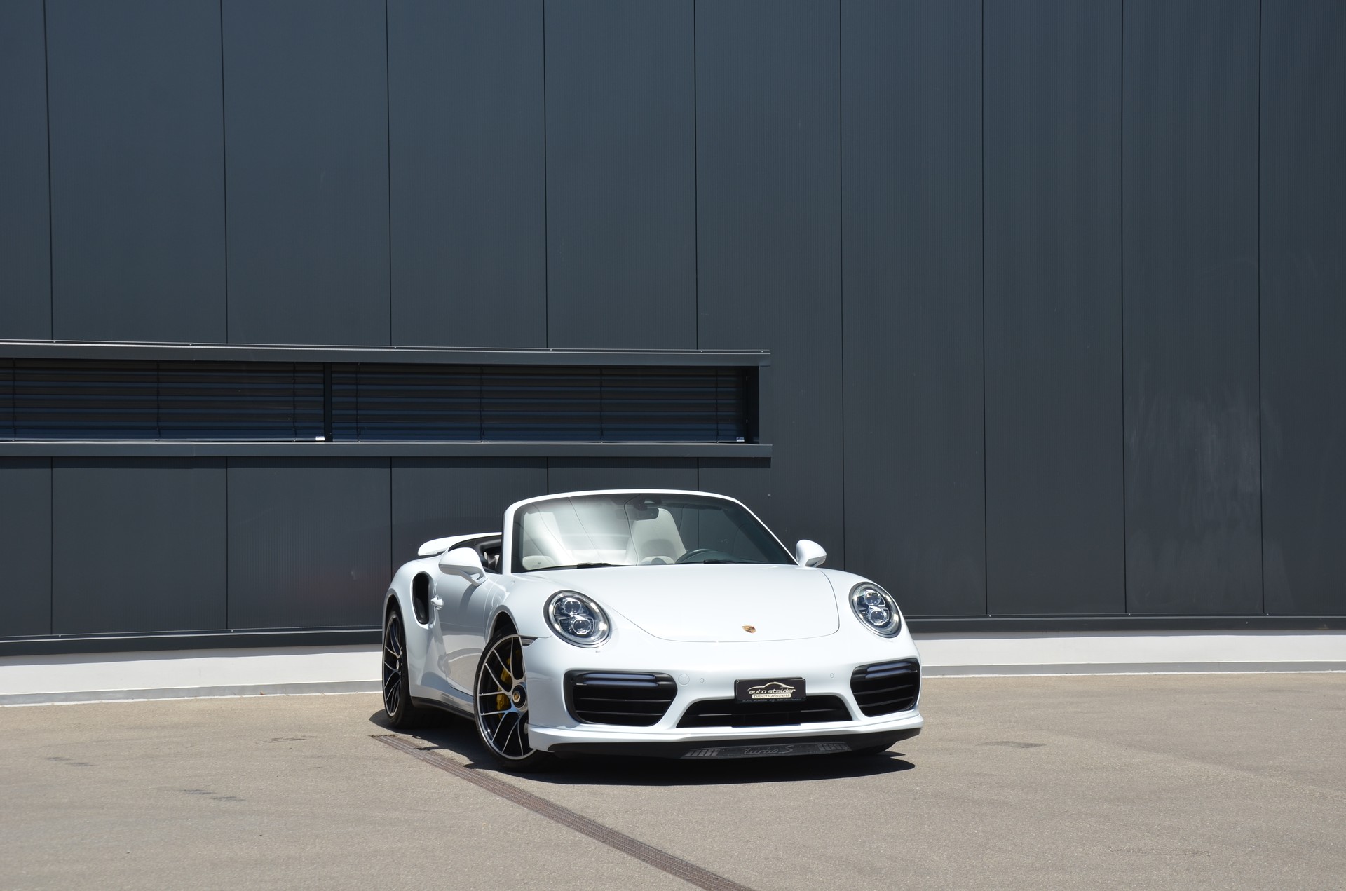 PORSCHE 991.2 Turbo S Cabrio PDK-image-8