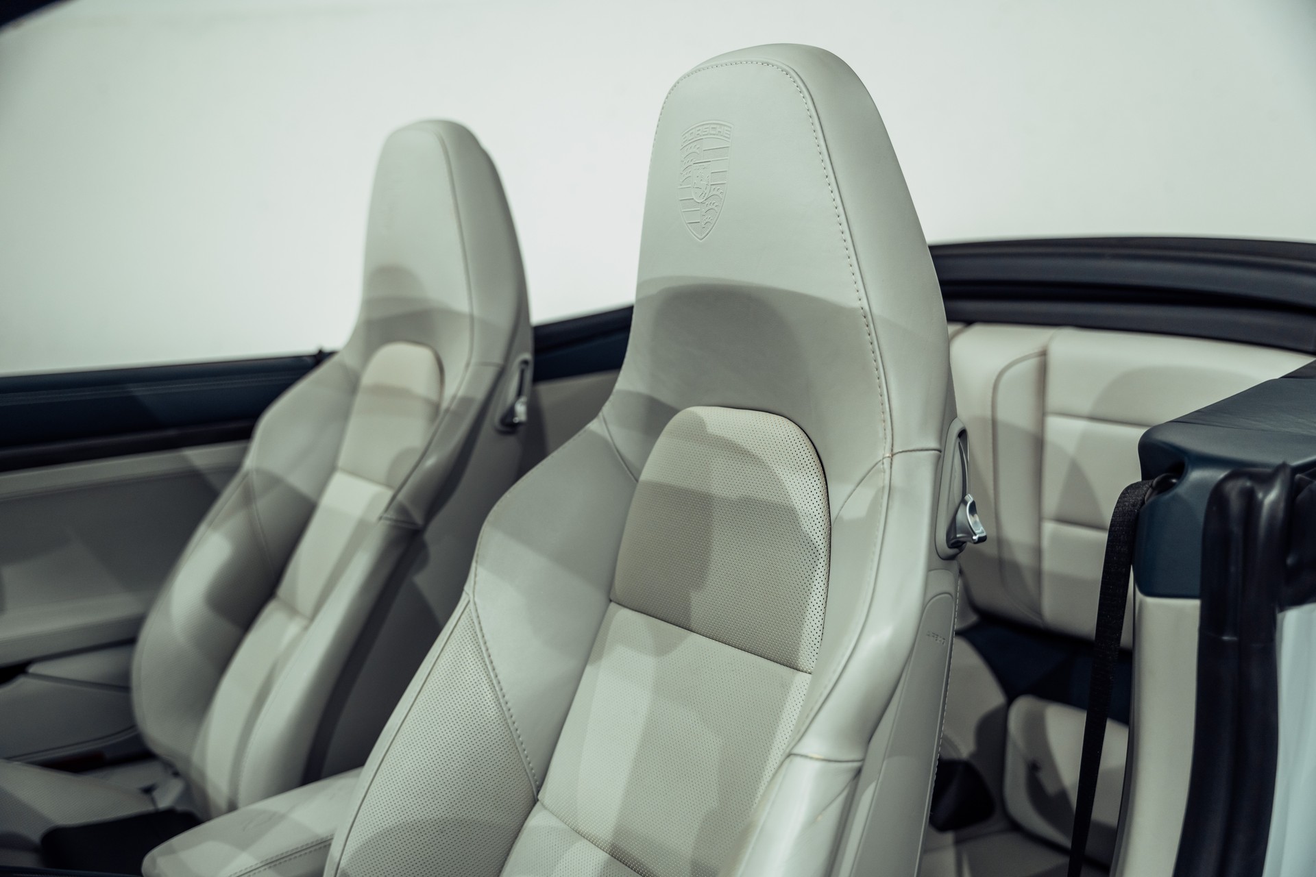 PORSCHE 991.2 Turbo S Cabrio PDK-image-9