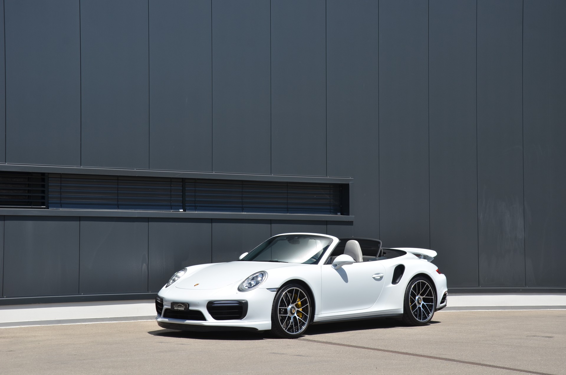 PORSCHE 991.2 Turbo S Cabrio PDK-image-0