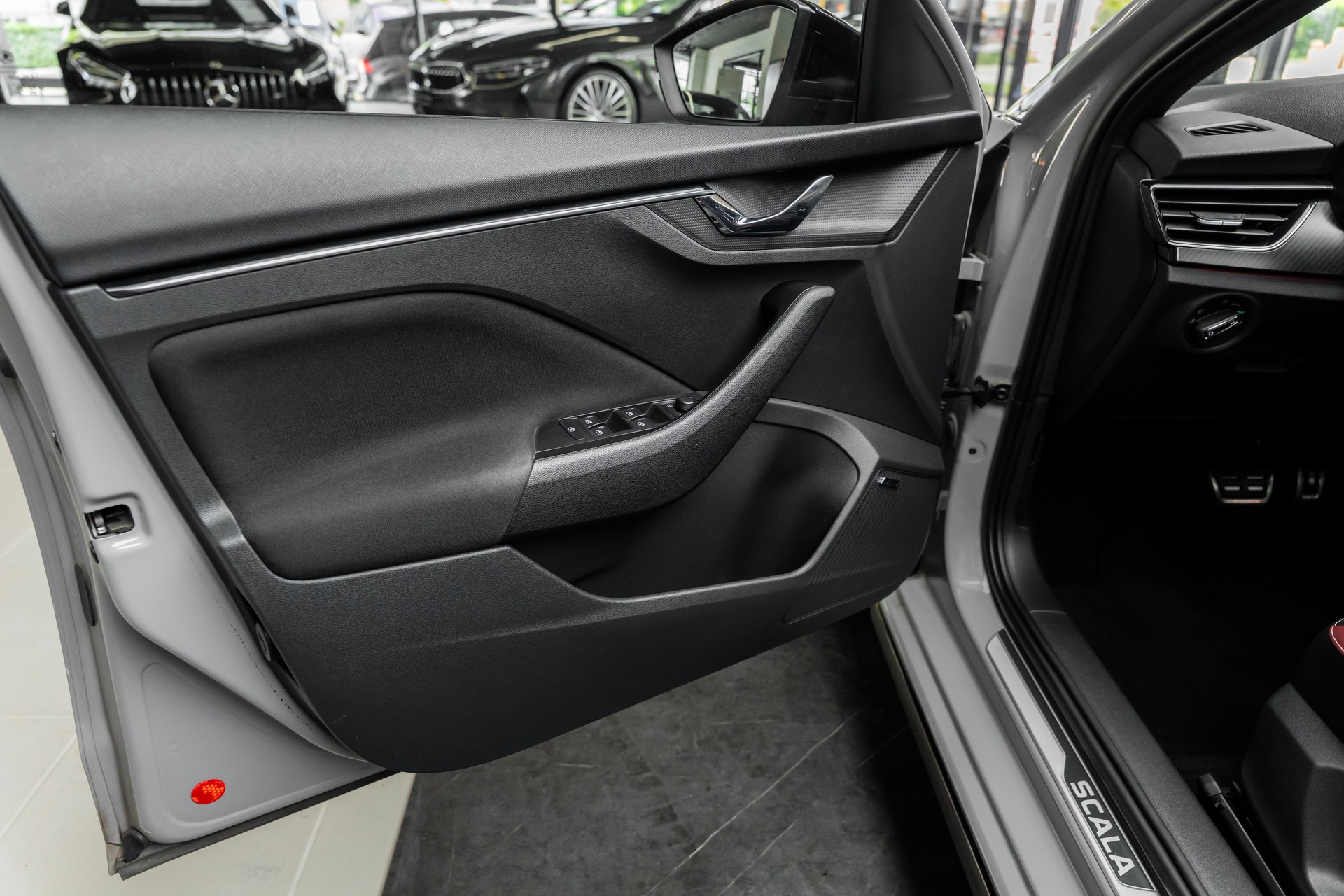 SKODA Scala 1.5 TSI ACT Monte Carlo DSG-image-22
