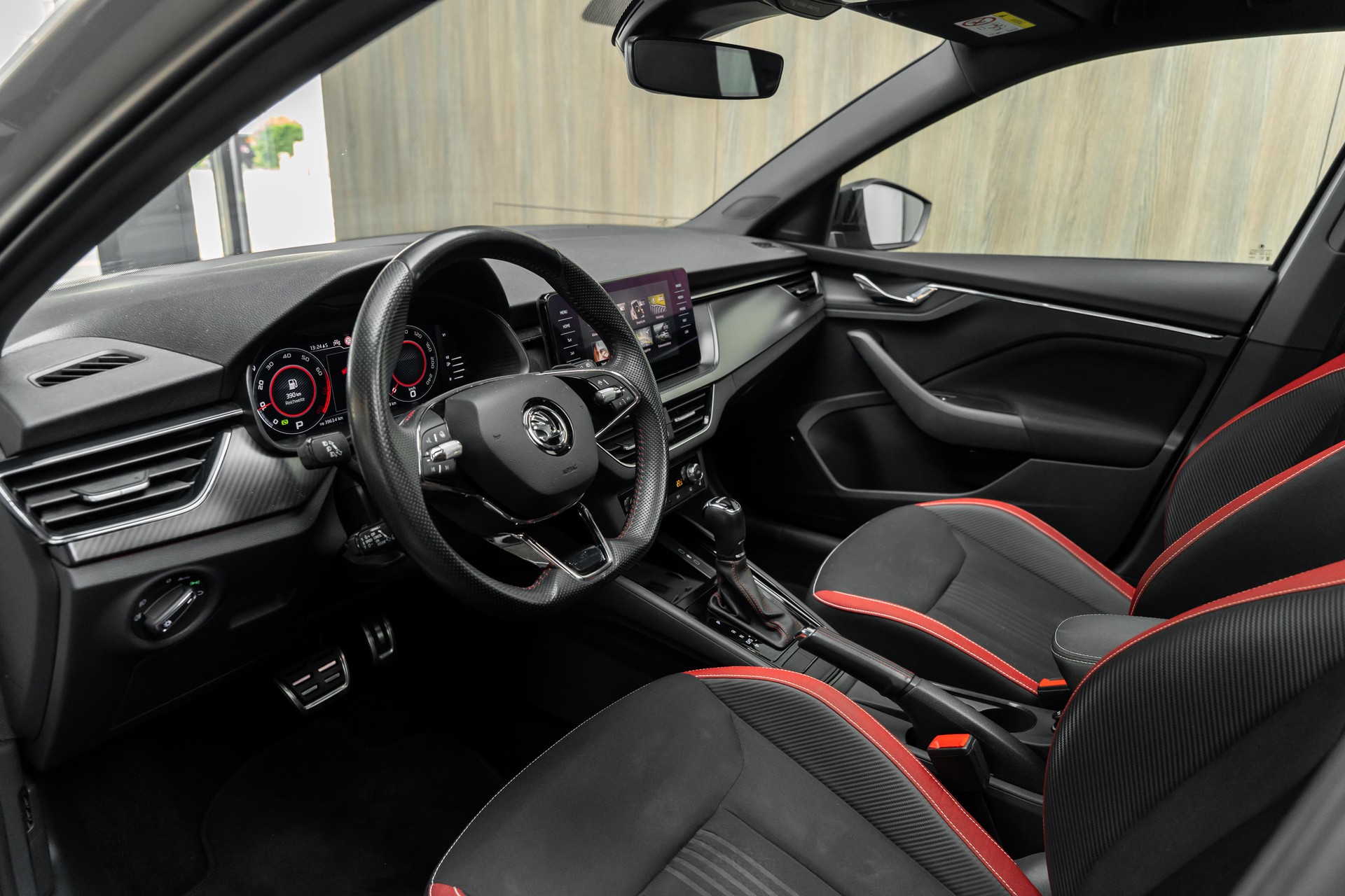 SKODA Scala 1.5 TSI ACT Monte Carlo DSG-image-3