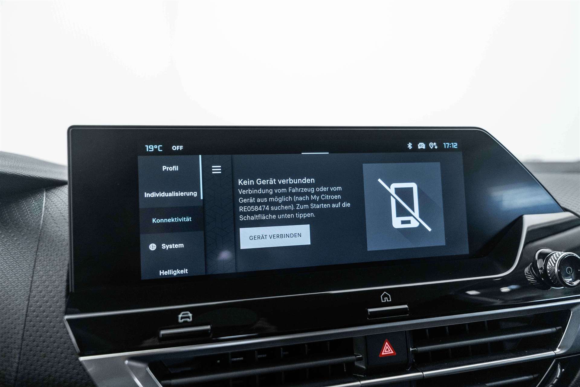 CITROEN C4 1.2 PureTech 130 Shine EAT8-Automat-image-19