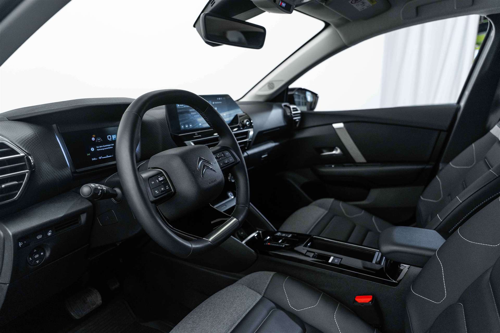 CITROEN C4 1.2 PureTech 130 Shine EAT8-Automat-image-8