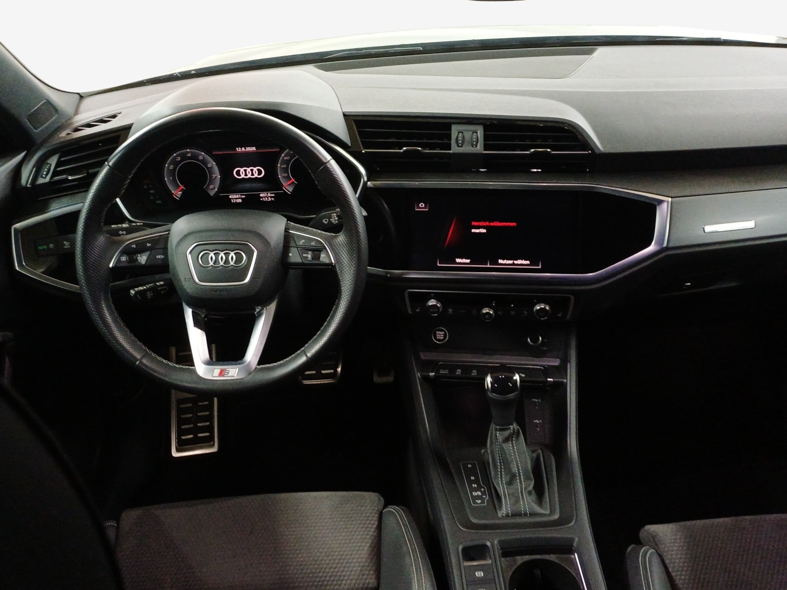 AUDI Q3 Sportback 35 TFSI S line S-tronic-image-8