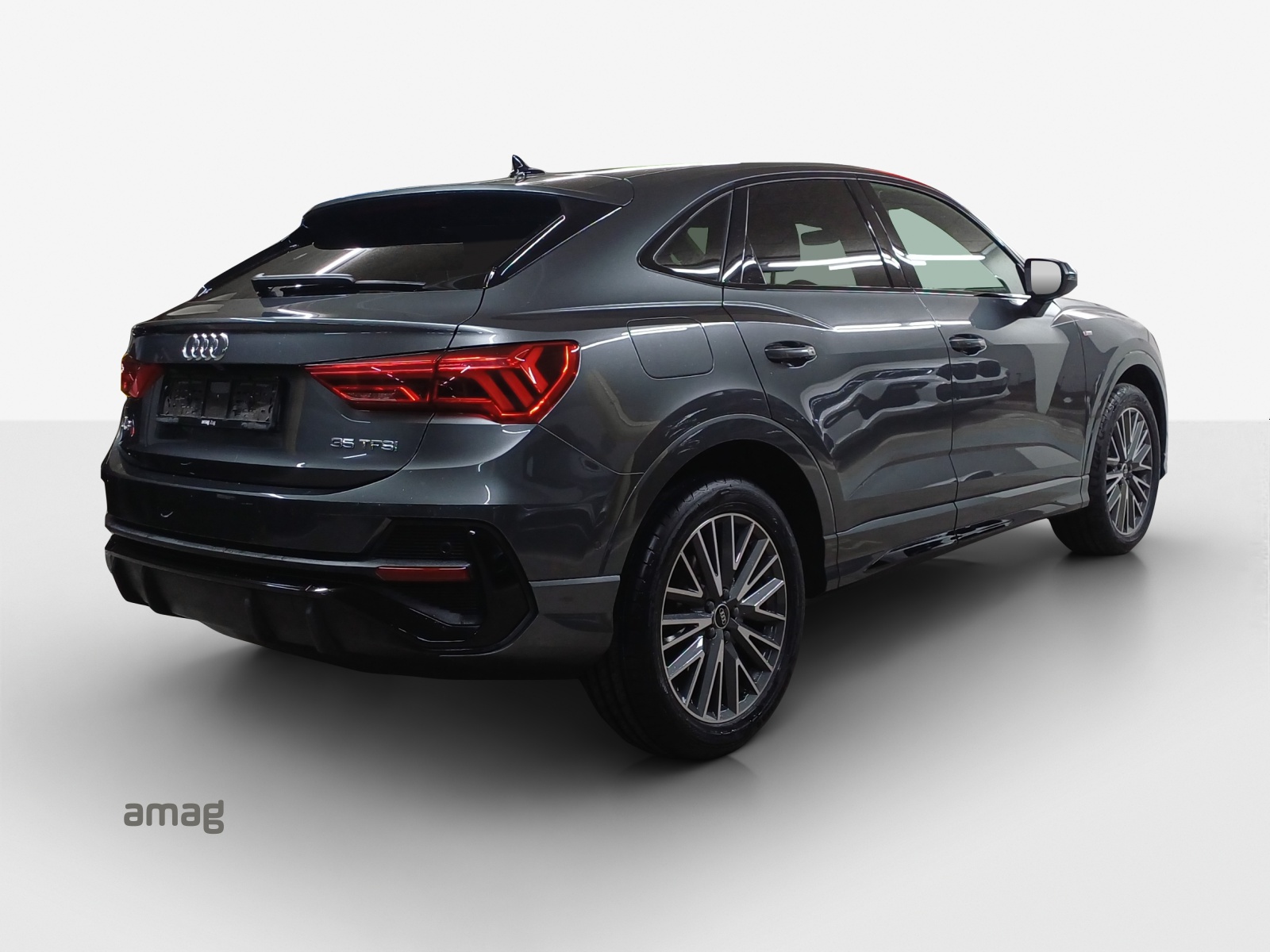 AUDI Q3 Sportback 35 TFSI S line S-tronic-image-4