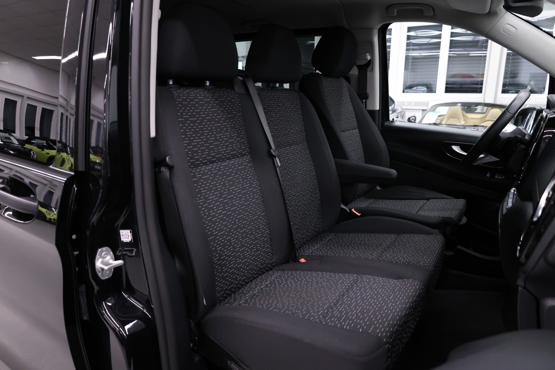 MERCEDES-BENZ Vito 116 Kombi L 2.0 CDI Select-image-15