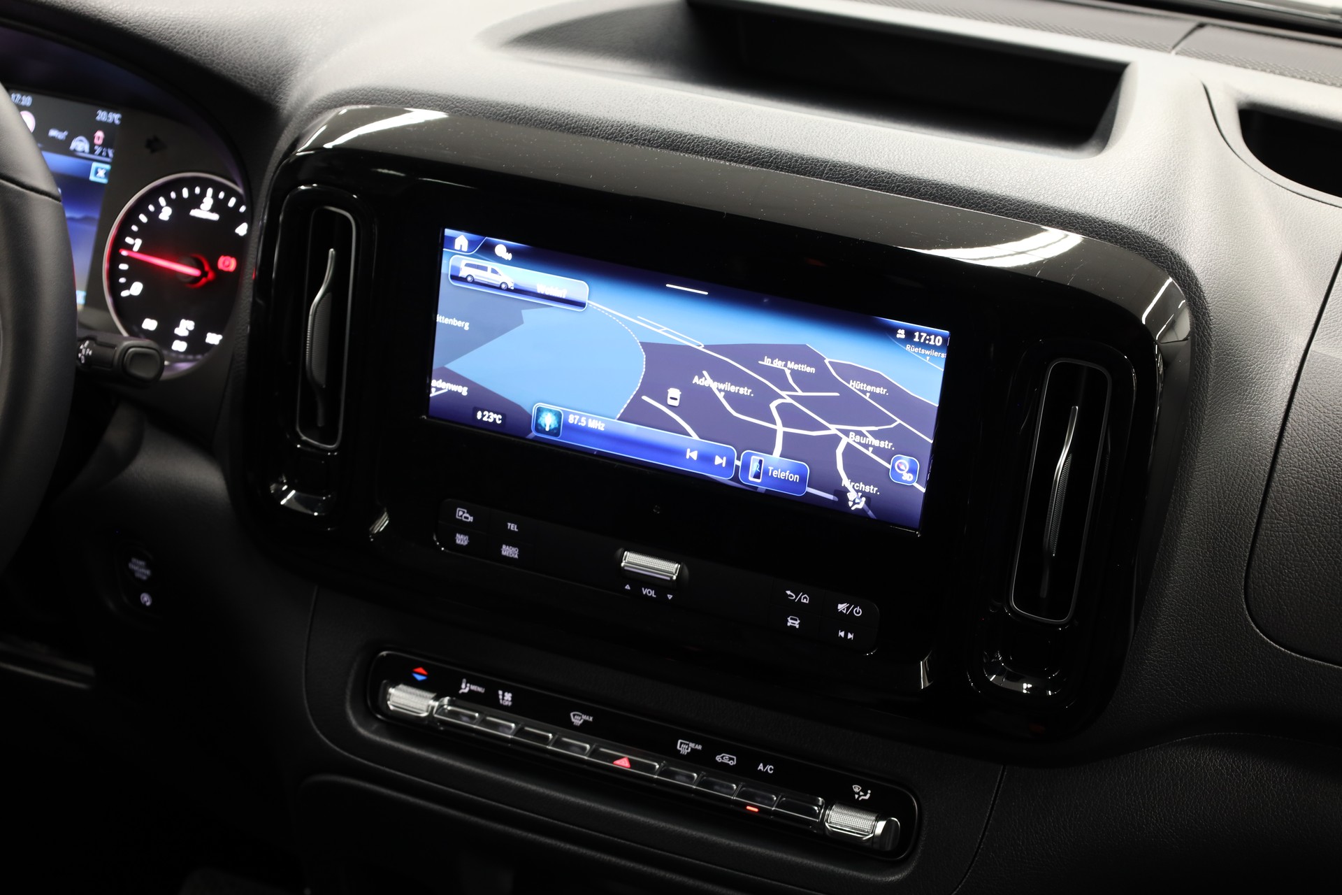 MERCEDES-BENZ Vito 116 Kombi L 2.0 CDI Select-image-12
