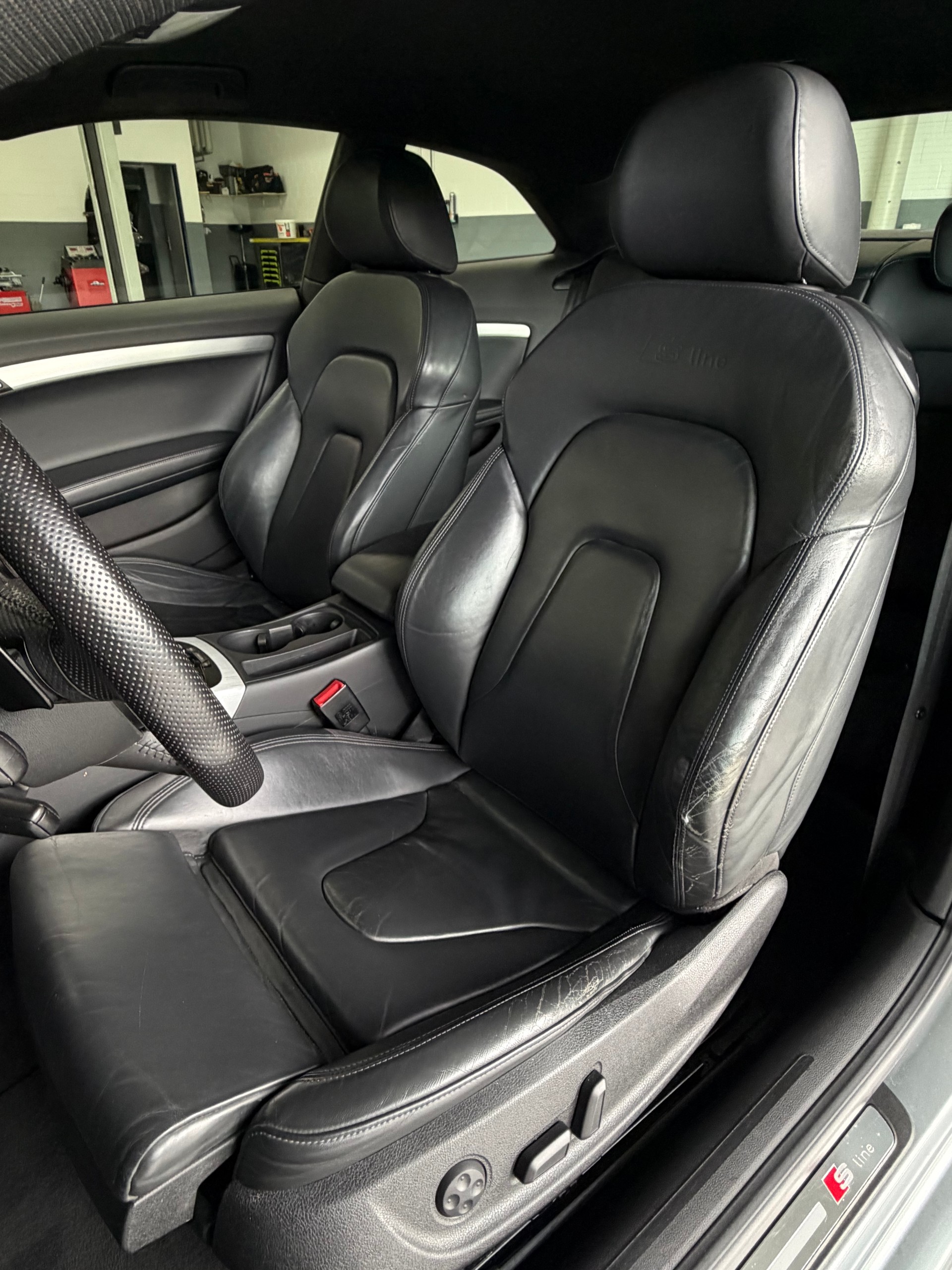 AUDI A5 Coupé 3.0 TDI quattro S-LINE-image-14