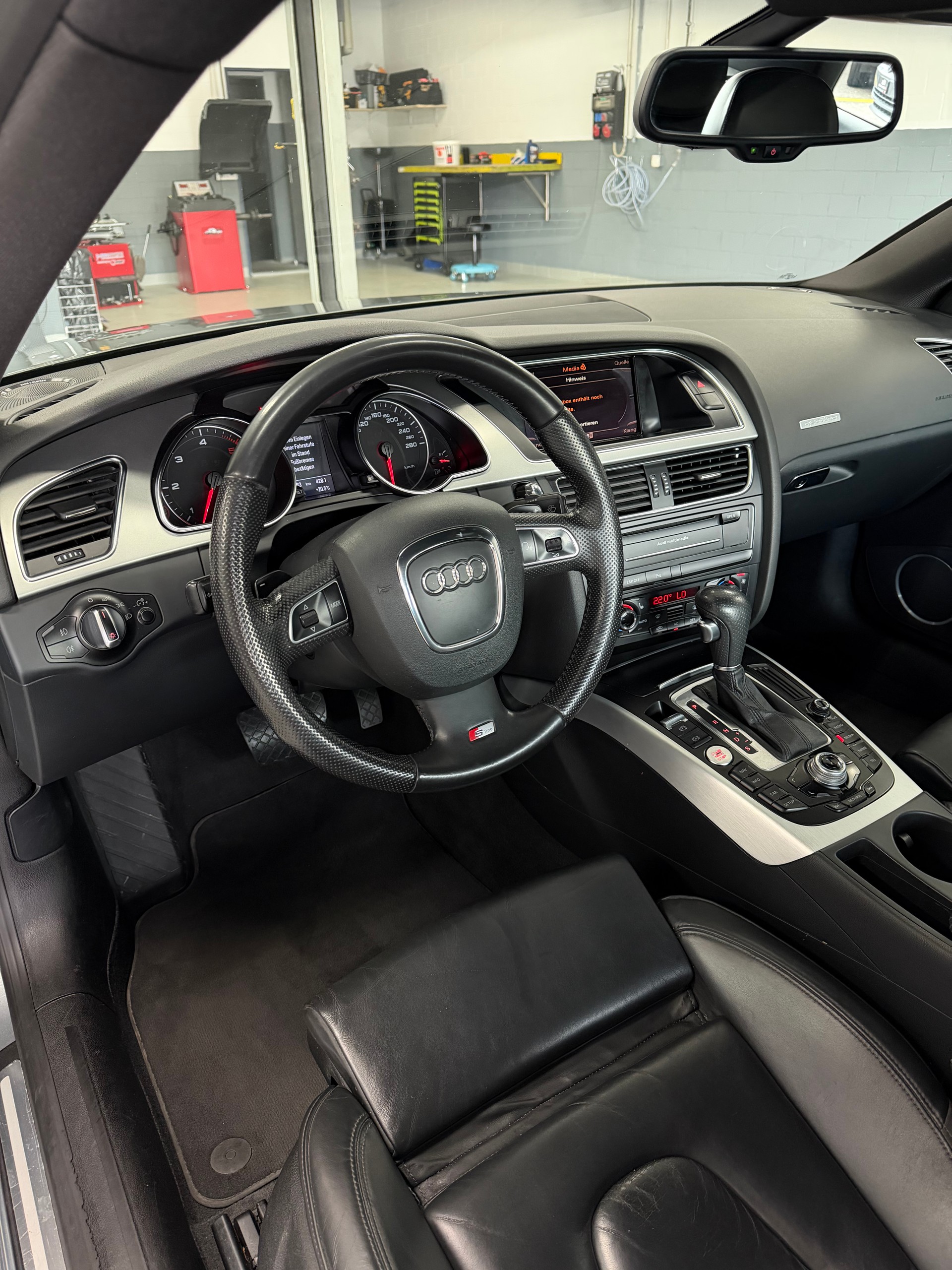 AUDI A5 Coupé 3.0 TDI quattro S-LINE-image-7