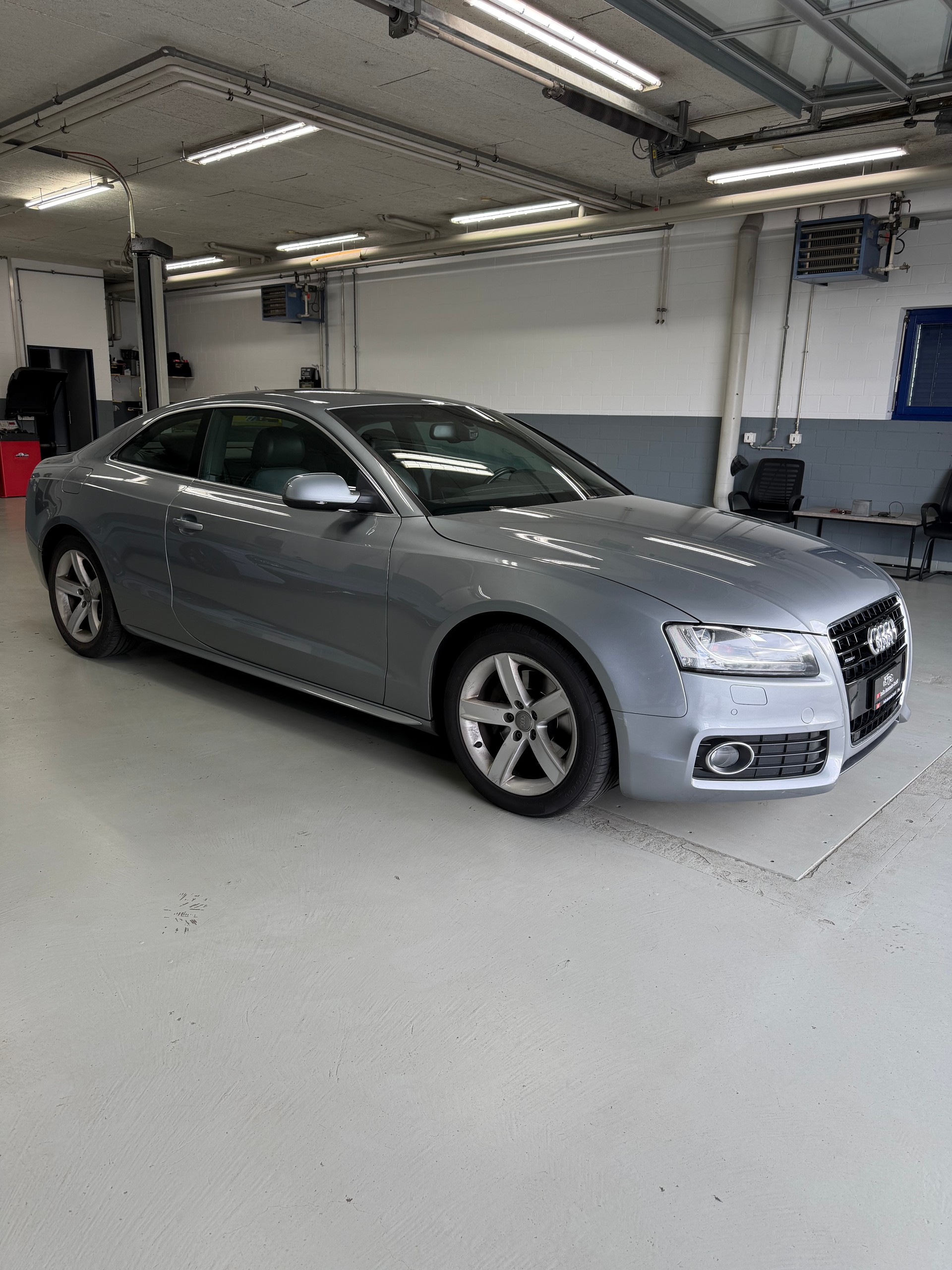 AUDI A5 Coupé 3.0 TDI quattro S-LINE-image-1