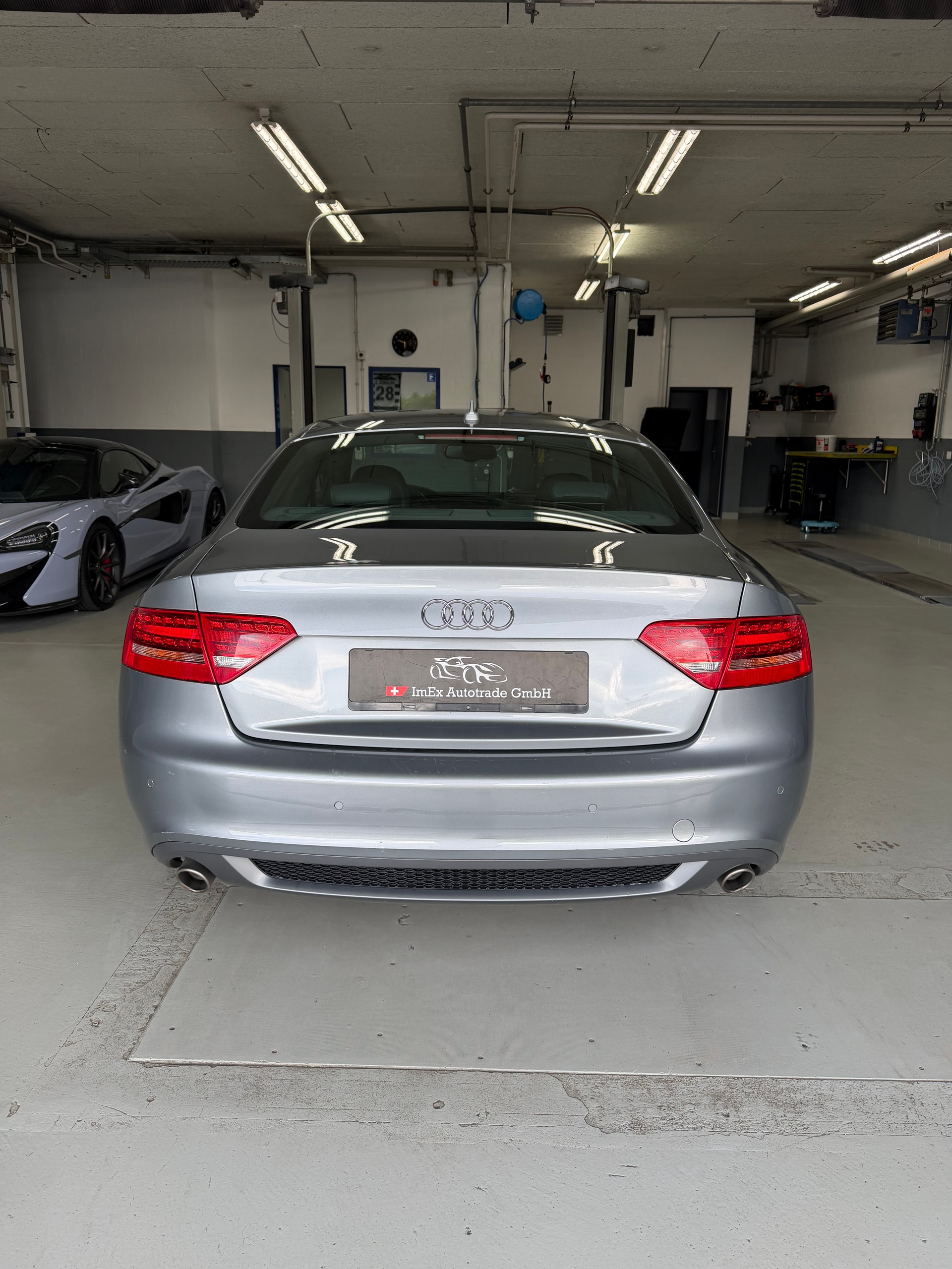 AUDI A5 Coupé 3.0 TDI quattro S-LINE-image-5