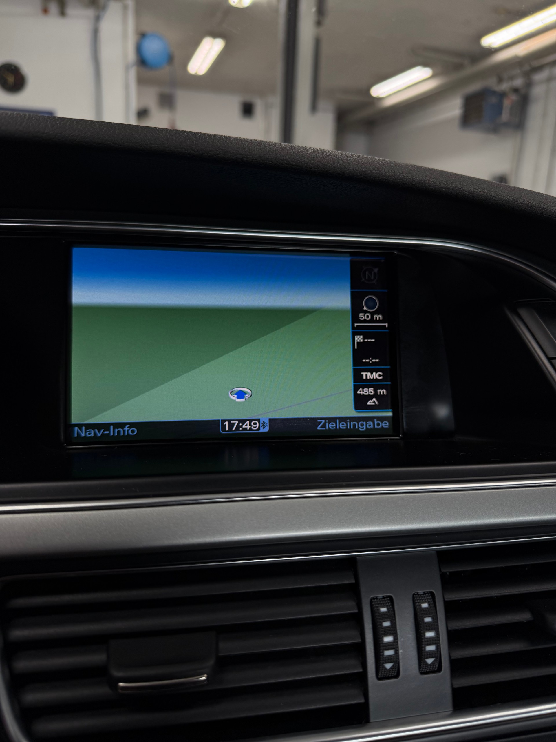 AUDI A5 Coupé 3.0 TDI quattro S-LINE-image-13