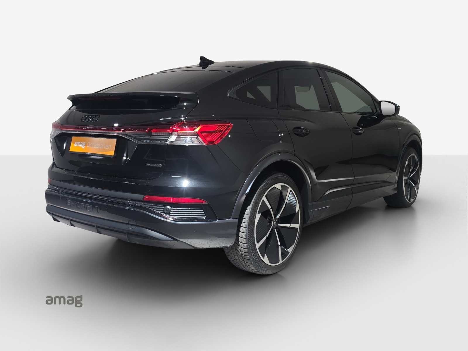 AUDI Q4 Sportback e-tron 45 Attraction quattro-image-5