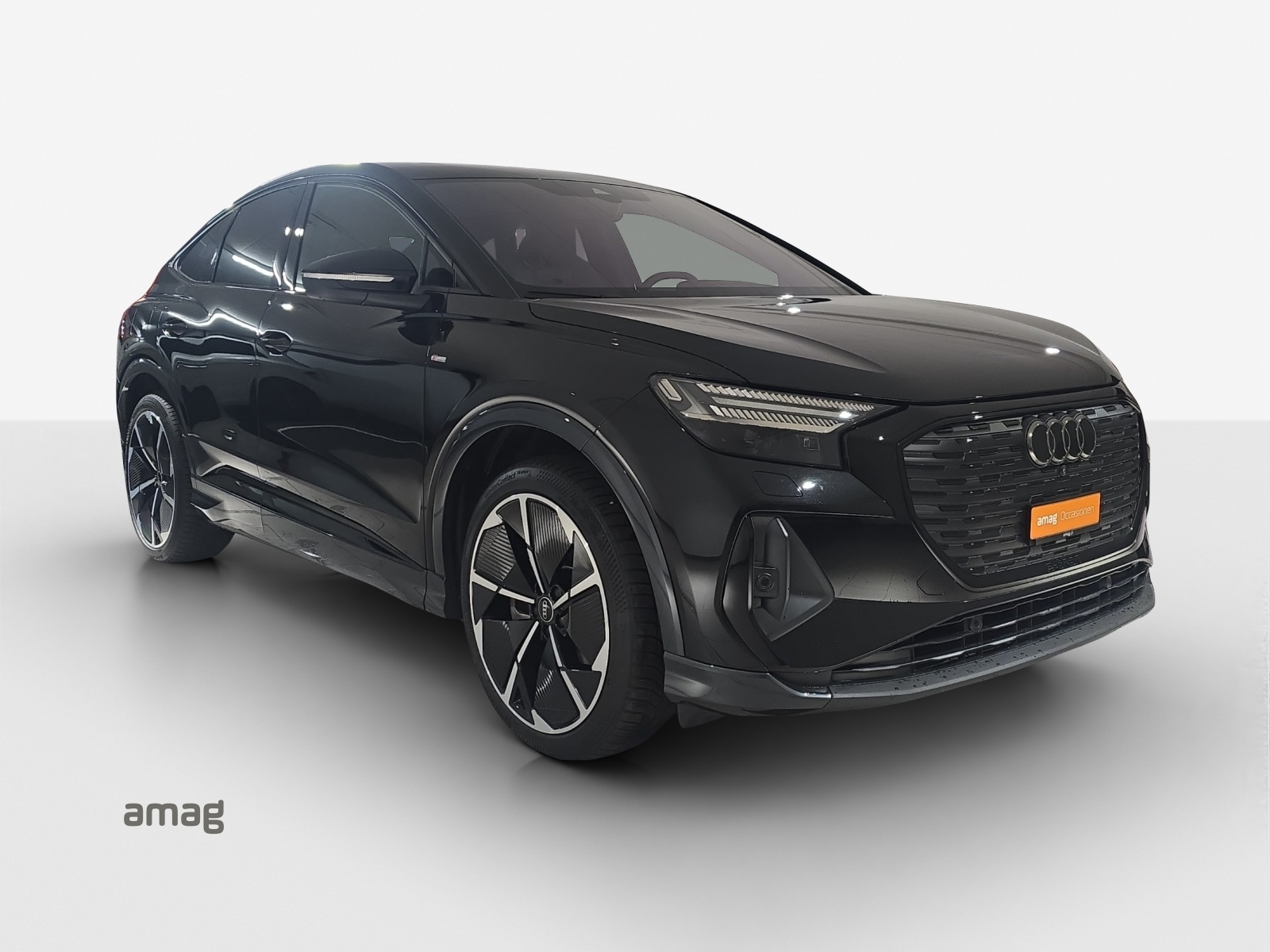 AUDI Q4 Sportback e-tron 45 Attraction quattro-image-6