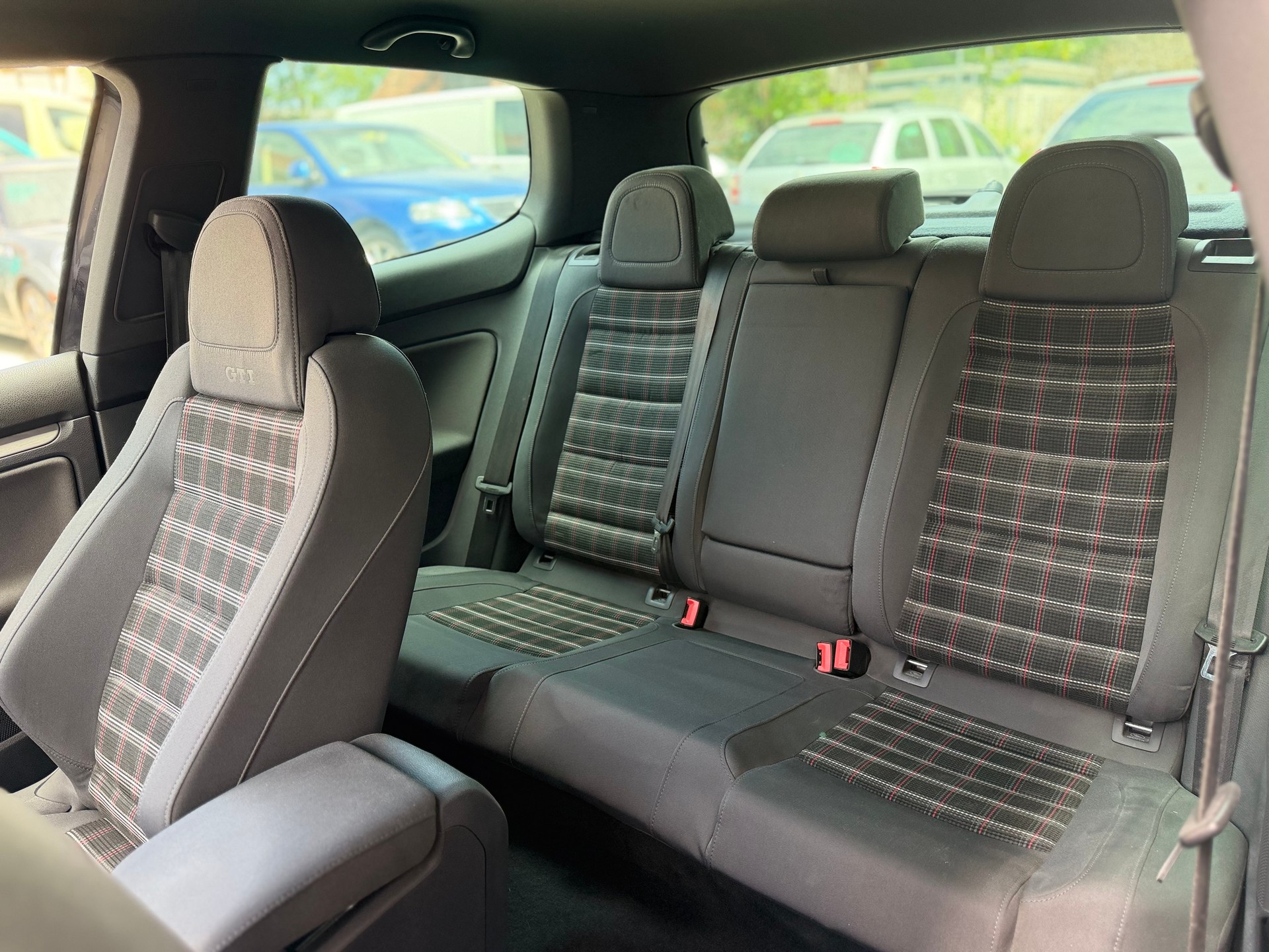VW Golf 2.0 TFSI GTI-image-6
