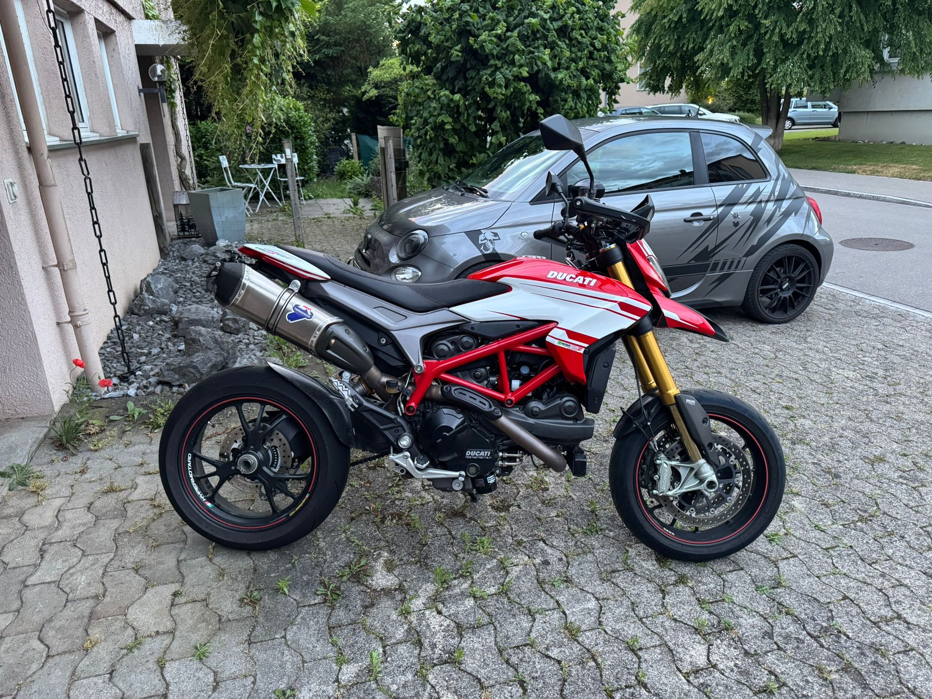 DUCATI Hypermotard 939 SP-image-2