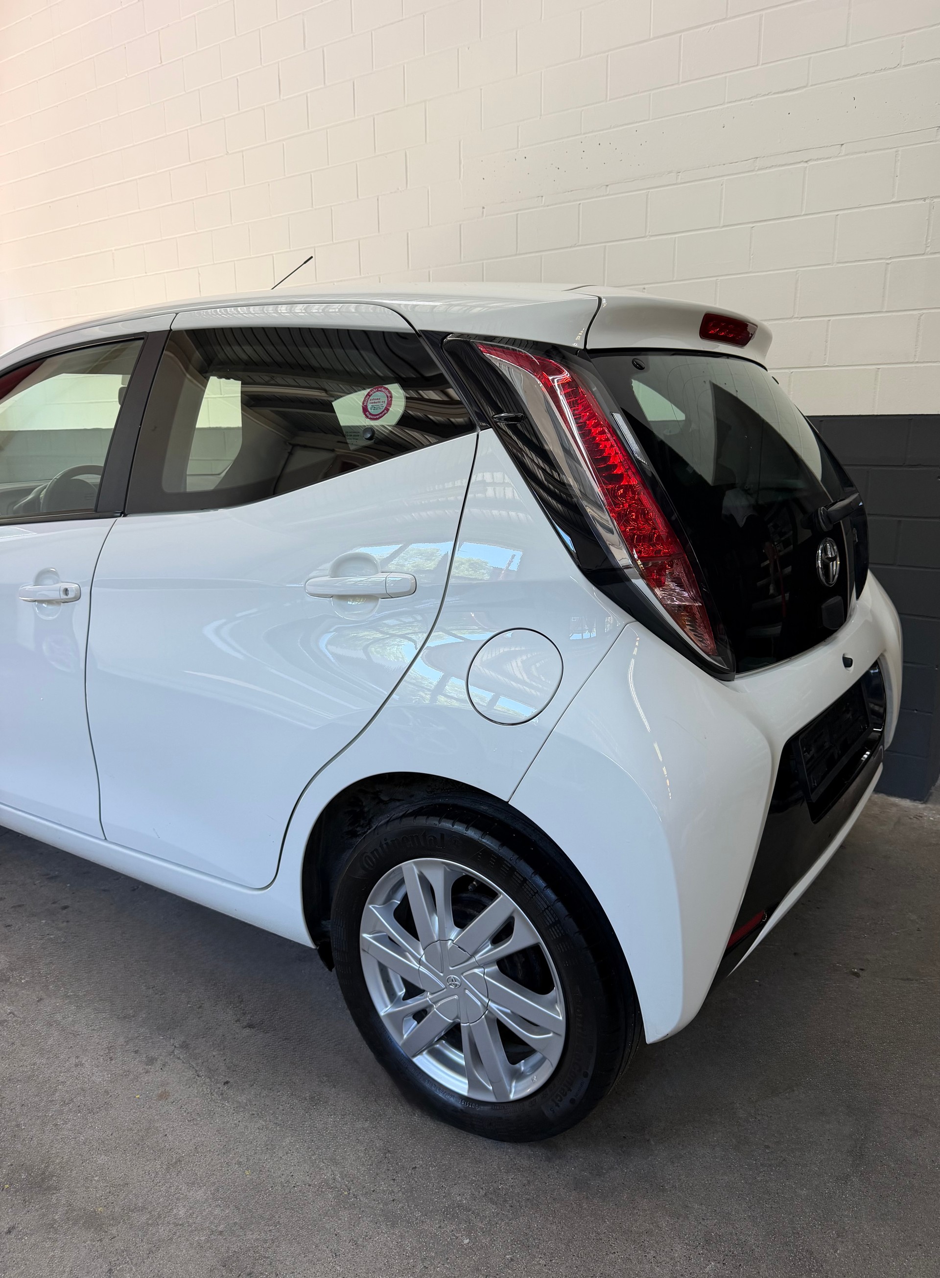 TOYOTA Aygo 1.0 VVT-i x-cite //NEU AB MFK!-image-8