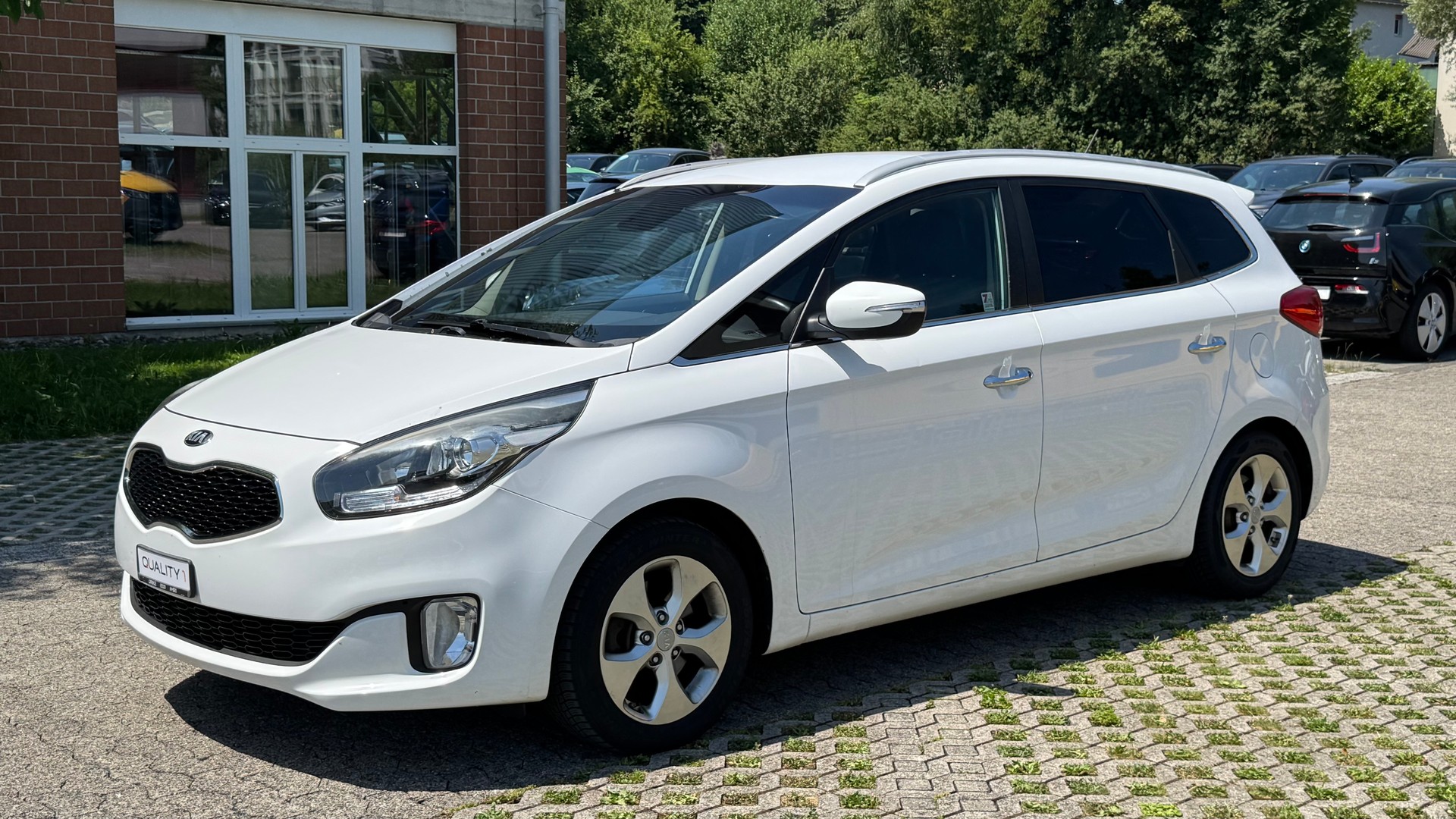 KIA Carens 1.7 CRDi Style-image-0