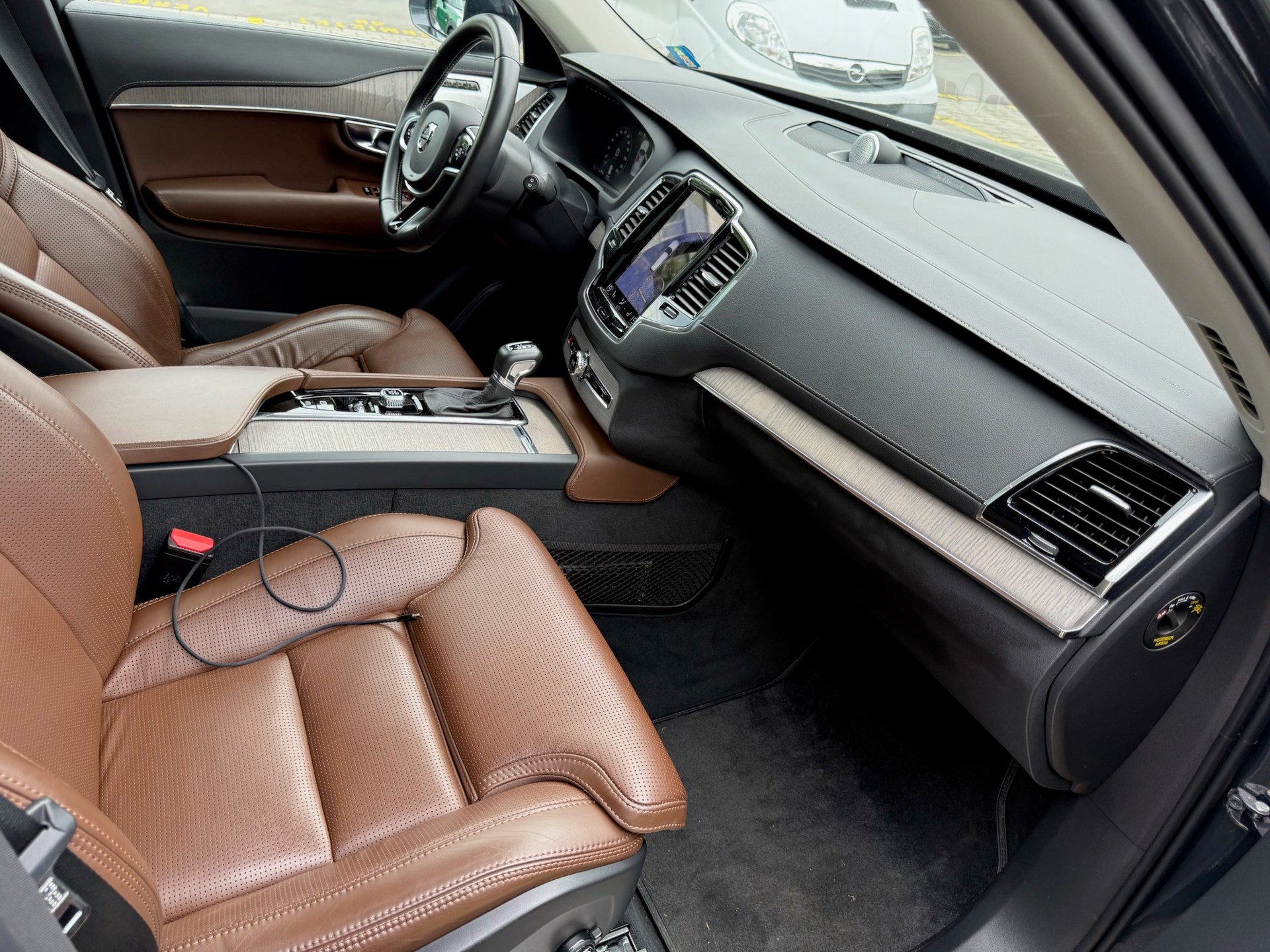 VOLVO 2.0 T5 Inscription 5P. AWD-image-16