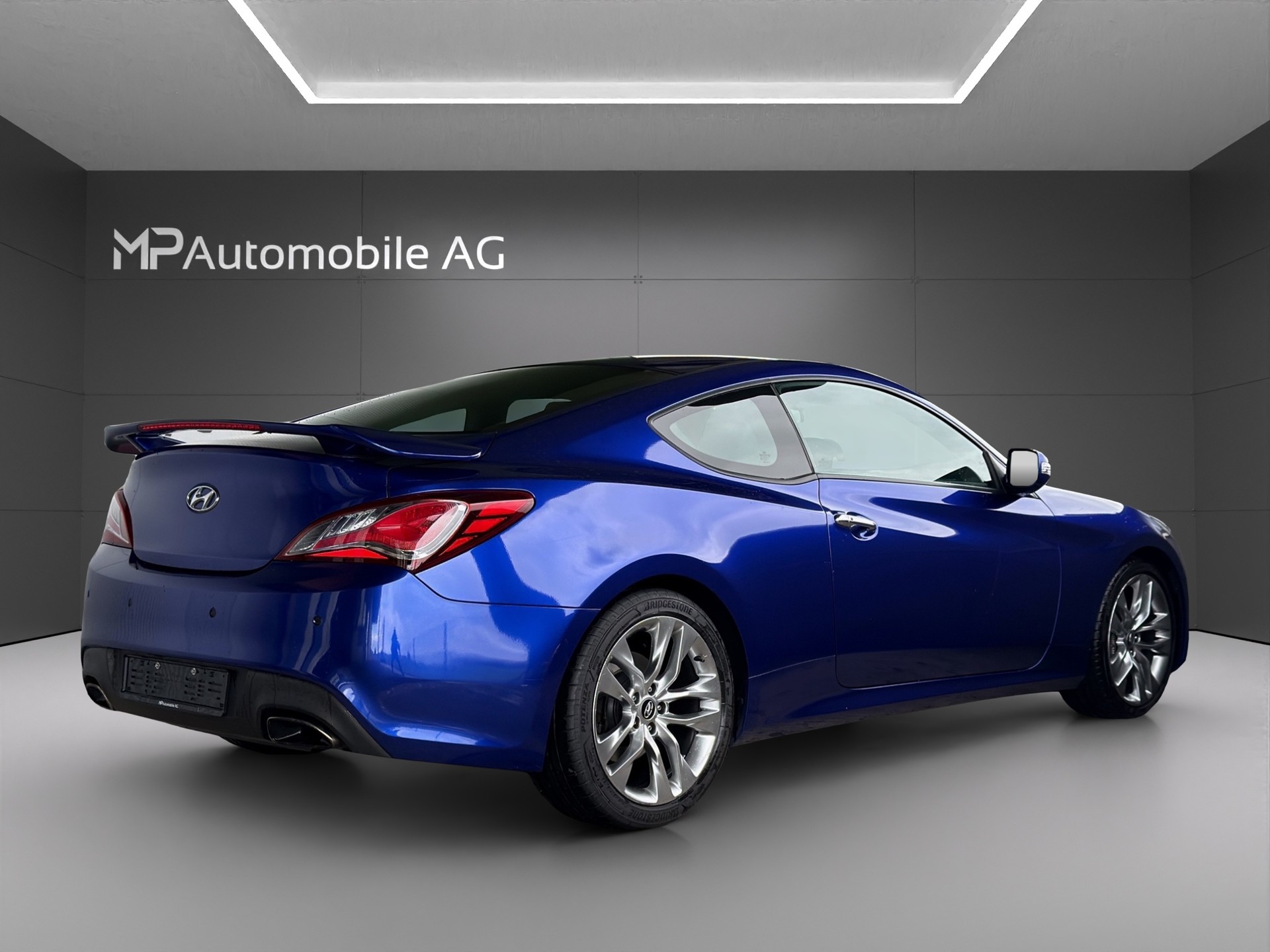 HYUNDAI Genesis 3.8 V6 Automatic-image-2